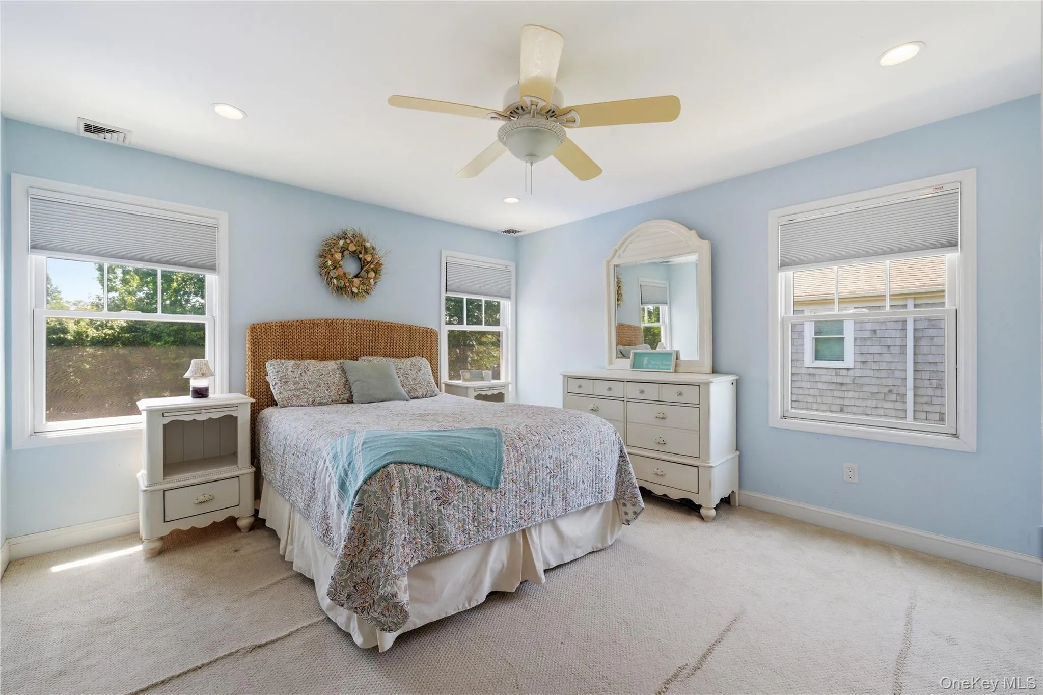 28 Hemlock Lane, Islip, NY, 4 Bedrooms Bedrooms, 8 Rooms Rooms,3 BathroomsBathrooms,Residential,For Rent,Hemlock,0,1005792 28 Hemlock Lane, Islip, NY, 4 Bedrooms Bedrooms, 8 Rooms Rooms,3 BathroomsBathrooms,Residential,For Rent,Hemlock,0,1005792