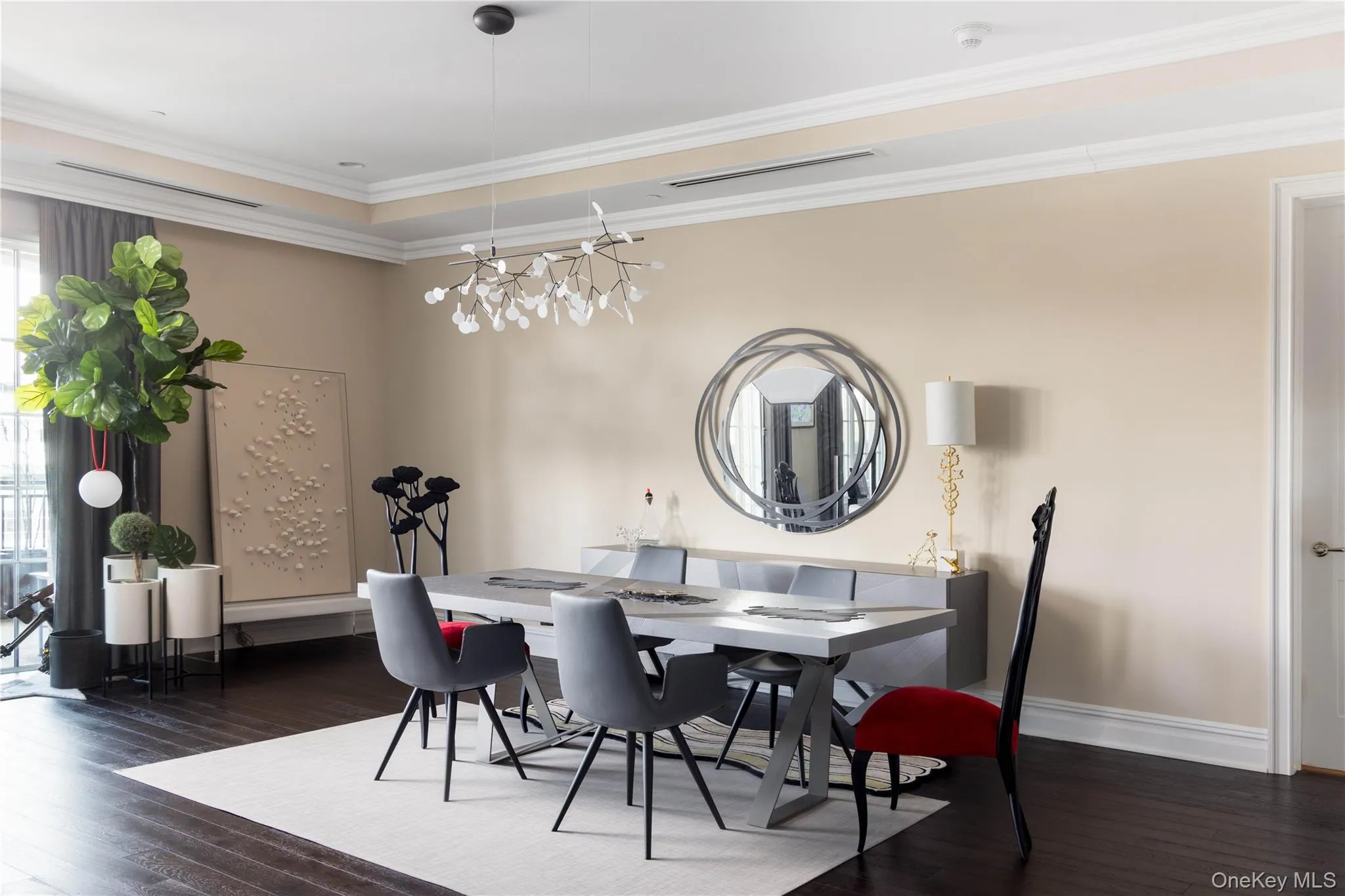 5000 Royal Court, North Hempstead, NY, 2 Bedrooms Bedrooms, 7 Rooms Rooms,2 BathroomsBathrooms,Residential,For Rent,Royal,0,1005793 5000 Royal Court, North Hempstead, NY, 2 Bedrooms Bedrooms, 7 Rooms Rooms,2 BathroomsBathrooms,Residential,For Rent,Royal,0,1005793