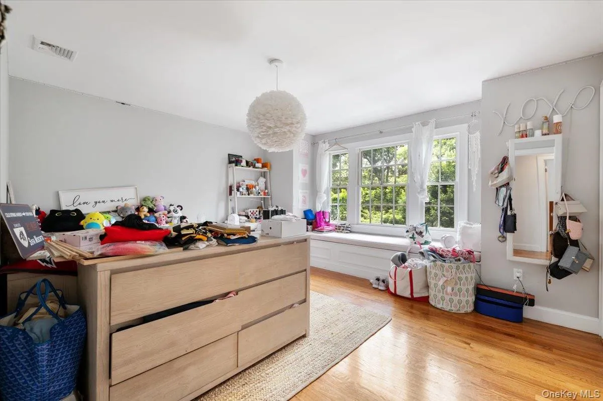 5 Fox Hunt Court, Huntington, NY, 4 Bedrooms Bedrooms, 9 Rooms Rooms,2 BathroomsBathrooms,Residential,For Rent,Fox Hunt,0,KEY1005794 5 Fox Hunt Court, Huntington, NY, 4 Bedrooms Bedrooms, 9 Rooms Rooms,2 BathroomsBathrooms,Residential,For Rent,Fox Hunt,0,KEY1005794