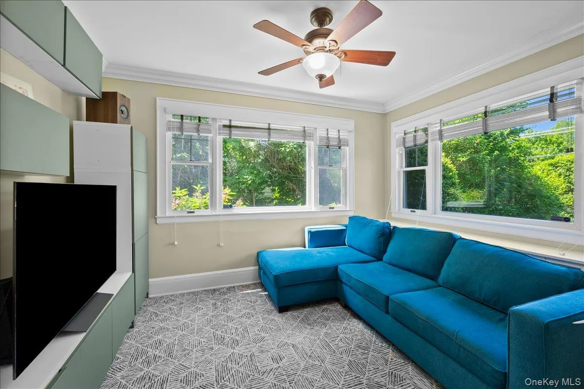 TV room/Home office TV room/Home office