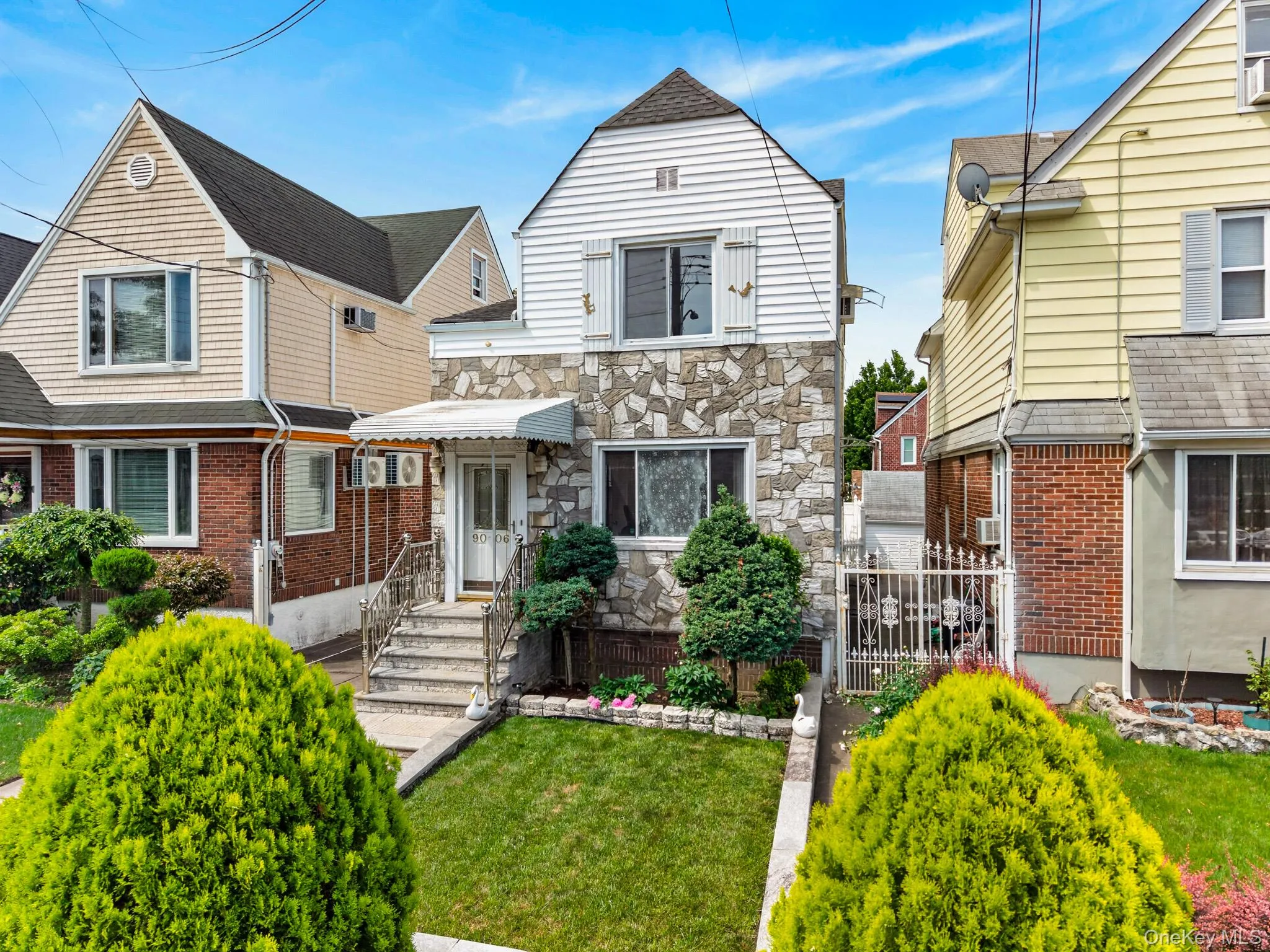 90-06 210th Place, New York, NY, 4 Bedrooms Bedrooms, 8 Rooms Rooms,2 BathroomsBathrooms,Residential,For Rent,210th,0,1005797 90-06 210th Place, New York, NY, 4 Bedrooms Bedrooms, 8 Rooms Rooms,2 BathroomsBathrooms,Residential,For Rent,210th,0,1005797