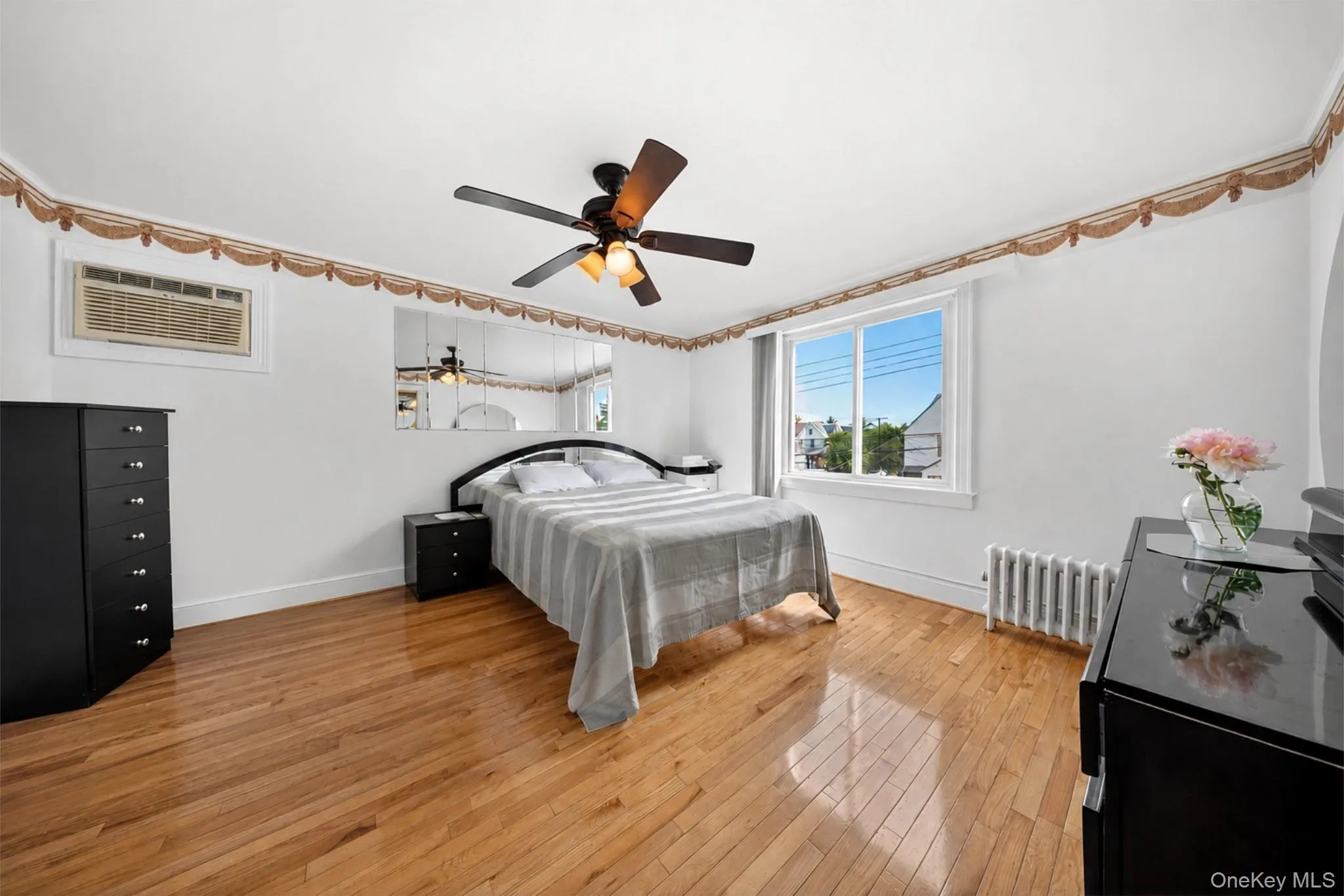 90-06 210th Place, New York, NY, 4 Bedrooms Bedrooms, 8 Rooms Rooms,2 BathroomsBathrooms,Residential,For Rent,210th,0,1005797 90-06 210th Place, New York, NY, 4 Bedrooms Bedrooms, 8 Rooms Rooms,2 BathroomsBathrooms,Residential,For Rent,210th,0,1005797