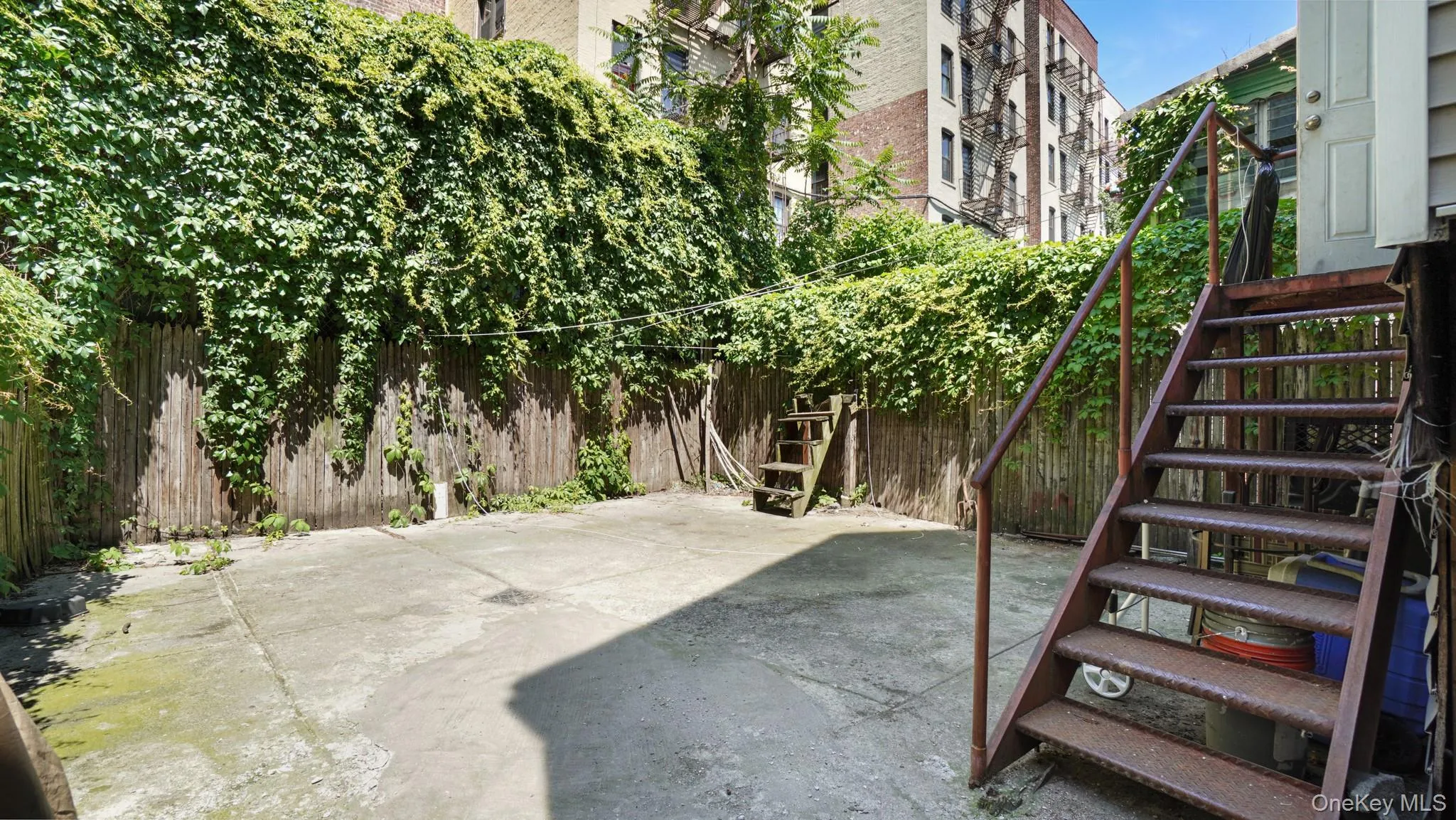 2661 Briggs Avenue, New York, NY, 5 Bedrooms Bedrooms, 9 Rooms Rooms,3 BathroomsBathrooms,Residential,For Rent,Briggs,0,1005802 2661 Briggs Avenue, New York, NY, 5 Bedrooms Bedrooms, 9 Rooms Rooms,3 BathroomsBathrooms,Residential,For Rent,Briggs,0,1005802