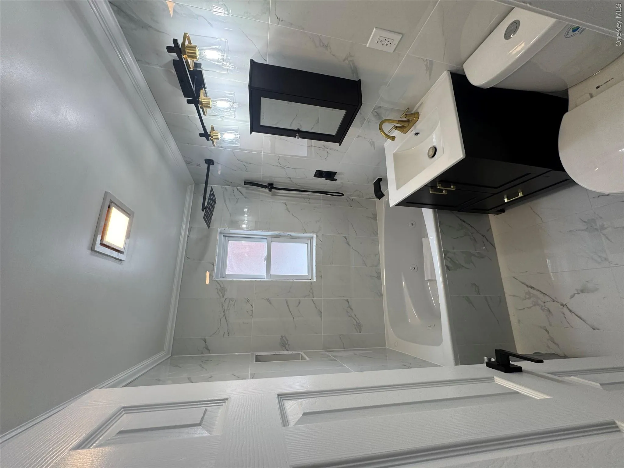 225-14 114th Avenue, New York, NY, 3 Bedrooms Bedrooms, 8 Rooms Rooms,3 BathroomsBathrooms,Residential,For Rent,114th,0,1005812 225-14 114th Avenue, New York, NY, 3 Bedrooms Bedrooms, 8 Rooms Rooms,3 BathroomsBathrooms,Residential,For Rent,114th,0,1005812