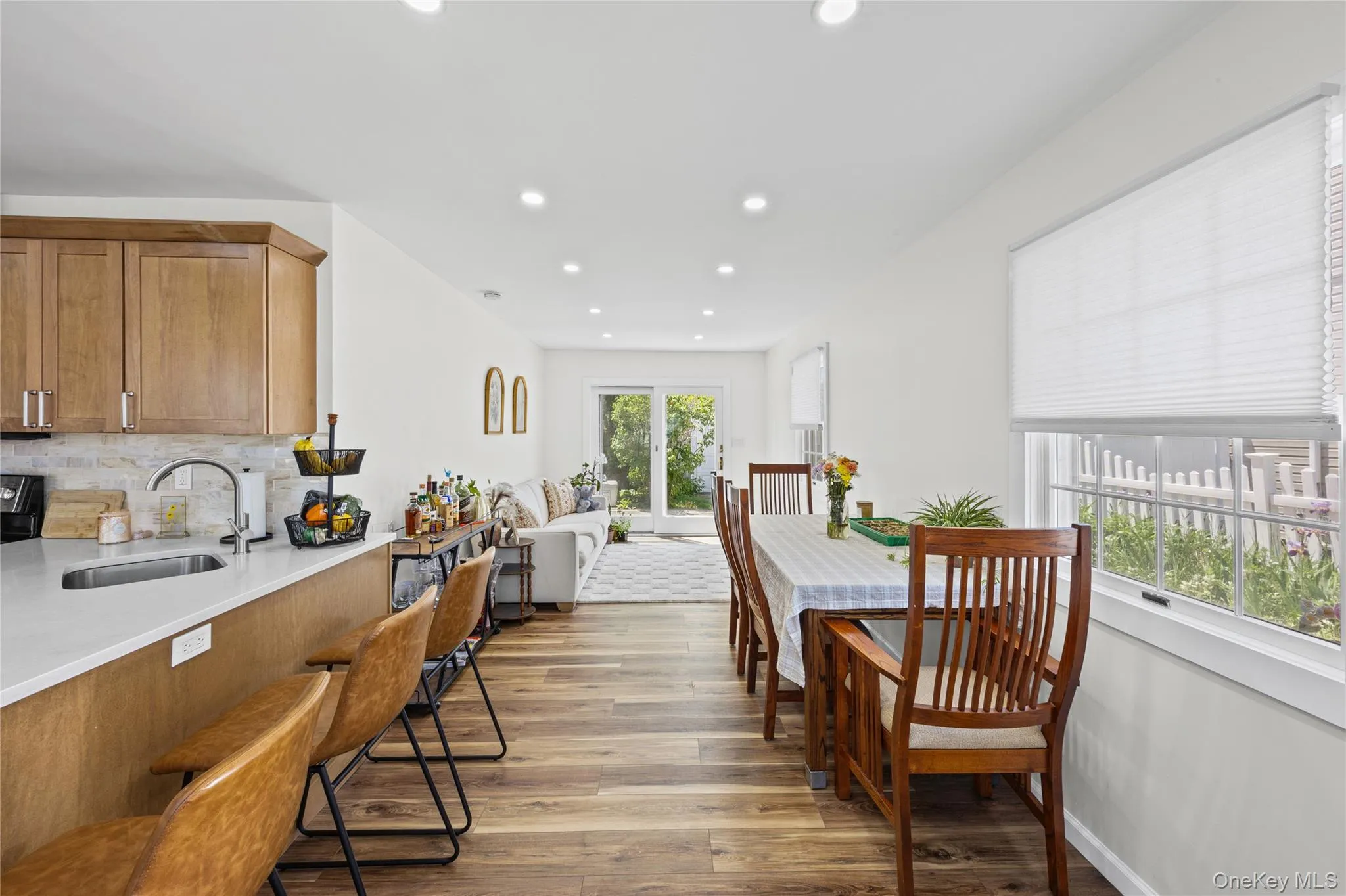 68 Crescent Lane, Hempstead, NY, 3 Bedrooms Bedrooms, 6 Rooms Rooms,2 BathroomsBathrooms,Residential Lease,For Rent,Crescent,0,1005813 68 Crescent Lane, Hempstead, NY, 3 Bedrooms Bedrooms, 6 Rooms Rooms,2 BathroomsBathrooms,Residential Lease,For Rent,Crescent,0,1005813