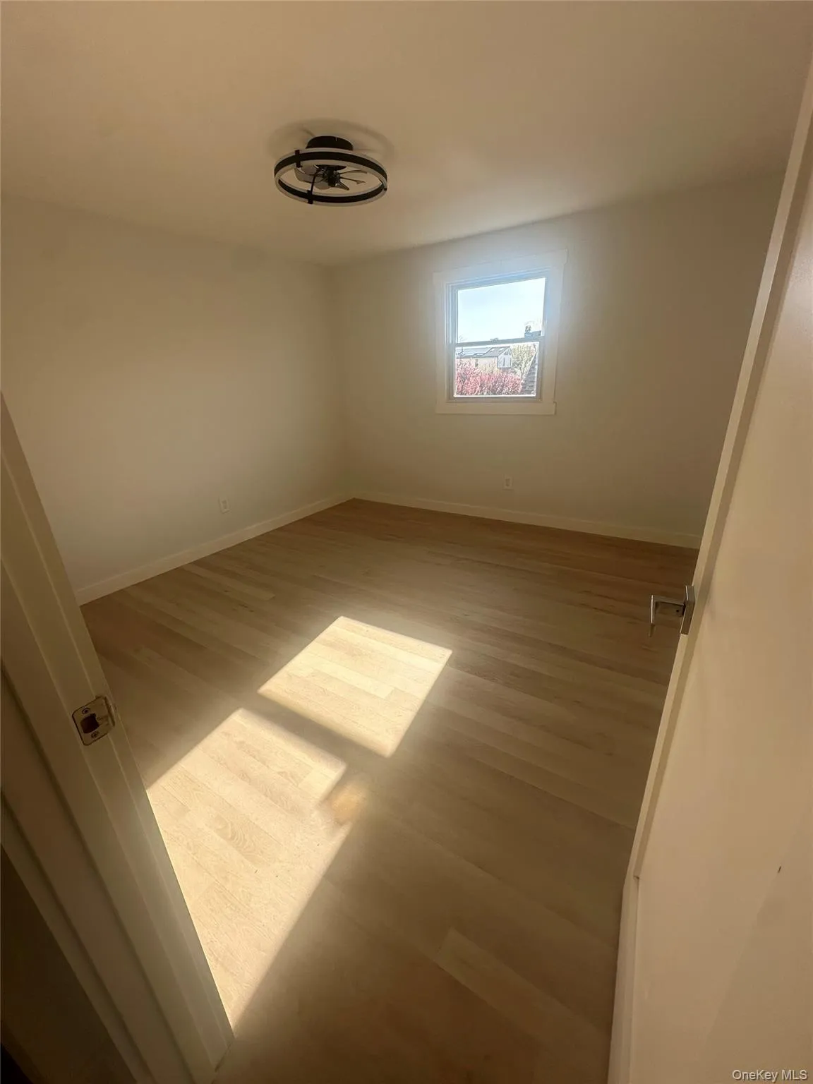 557 Hudson Street, Long Beach, NY, 2 Bedrooms Bedrooms, 5 Rooms Rooms,1 BathroomBathrooms,Residential Lease,For Rent,Hudson,0,1005817 557 Hudson Street, Long Beach, NY, 2 Bedrooms Bedrooms, 5 Rooms Rooms,1 BathroomBathrooms,Residential Lease,For Rent,Hudson,0,1005817