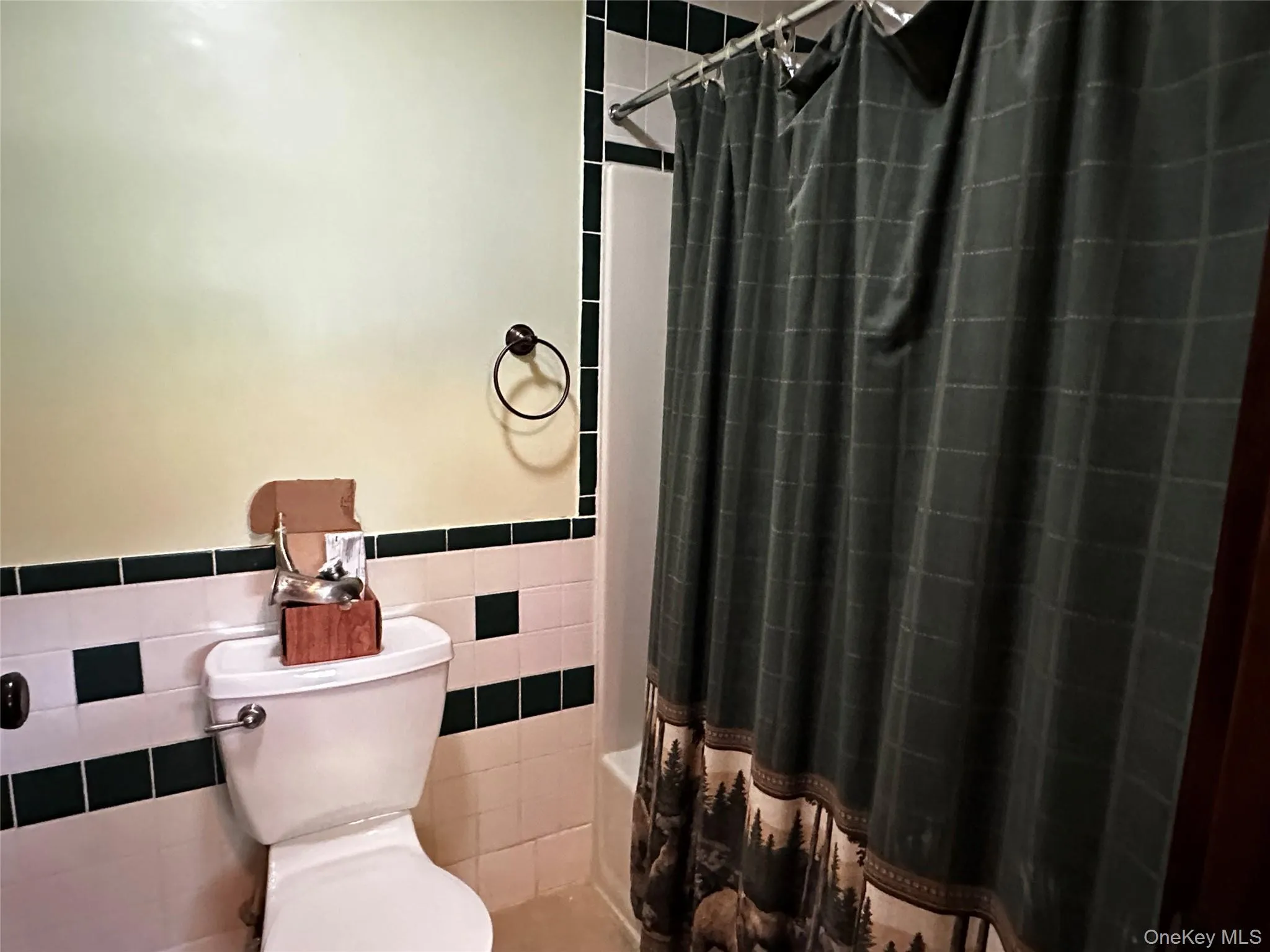 11 Cuomo Drive, Lloyd, NY, 3 Bedrooms Bedrooms, 7 Rooms Rooms,2 BathroomsBathrooms,Residential,For Rent,Cuomo,0,1005818 11 Cuomo Drive, Lloyd, NY, 3 Bedrooms Bedrooms, 7 Rooms Rooms,2 BathroomsBathrooms,Residential,For Rent,Cuomo,0,1005818