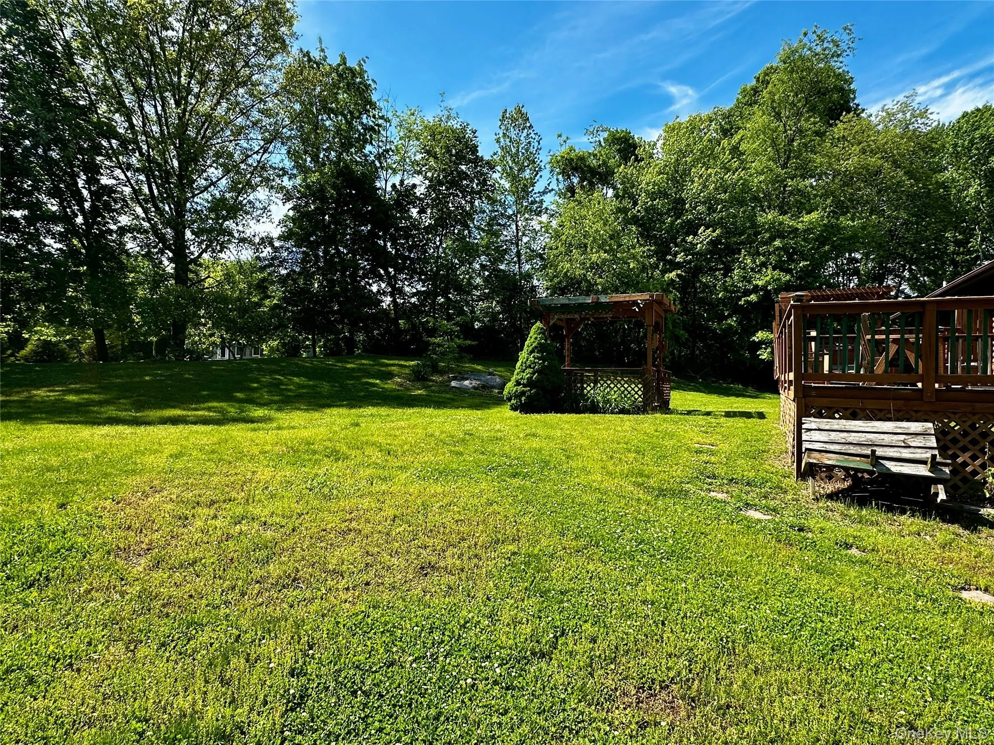 11 Cuomo Drive, Lloyd, NY, 3 Bedrooms Bedrooms, 7 Rooms Rooms,2 BathroomsBathrooms,Residential,For Rent,Cuomo,0,1005818 11 Cuomo Drive, Lloyd, NY, 3 Bedrooms Bedrooms, 7 Rooms Rooms,2 BathroomsBathrooms,Residential,For Rent,Cuomo,0,1005818
