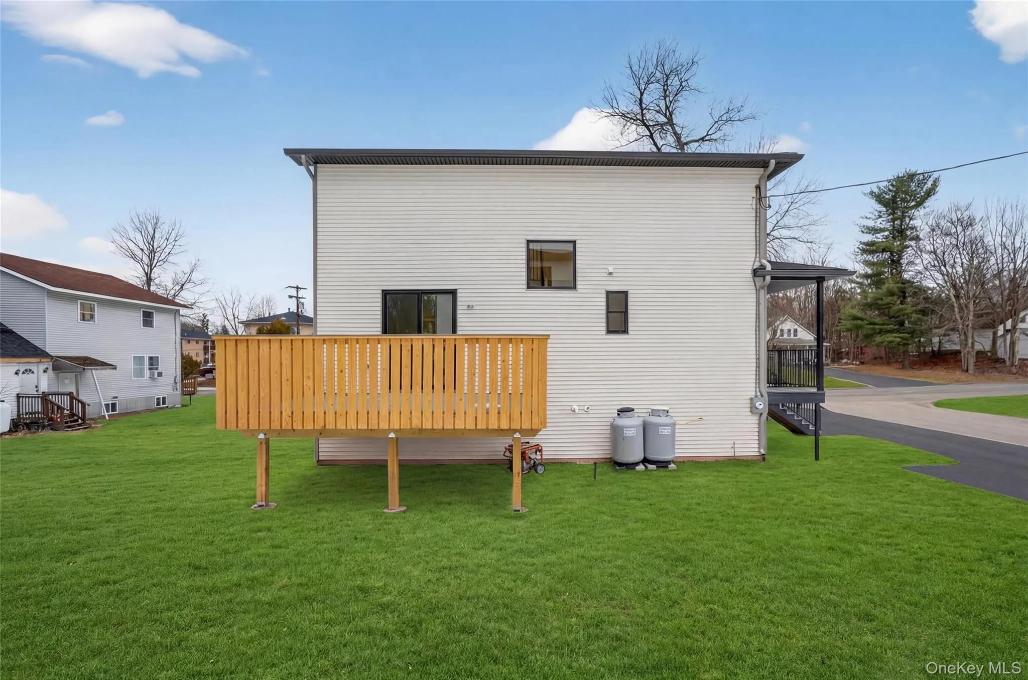 67 Lawrence Avenue, Thompson, NY, 6 Bedrooms Bedrooms, 11 Rooms Rooms,3 BathroomsBathrooms,Residential,For Rent,Lawrence,0,1005820 67 Lawrence Avenue, Thompson, NY, 6 Bedrooms Bedrooms, 11 Rooms Rooms,3 BathroomsBathrooms,Residential,For Rent,Lawrence,0,1005820
