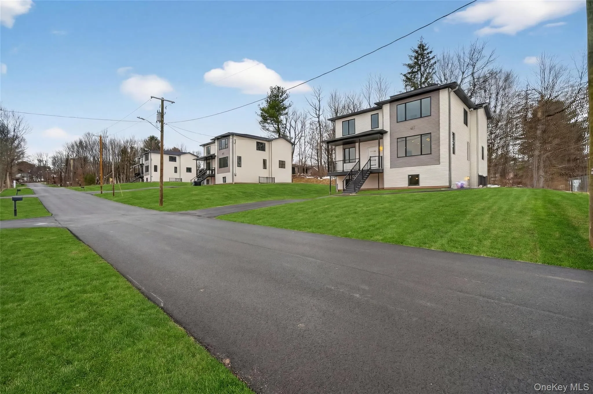 67 Lawrence Avenue, Thompson, NY, 6 Bedrooms Bedrooms, 11 Rooms Rooms,3 BathroomsBathrooms,Residential,For Rent,Lawrence,0,1005820 67 Lawrence Avenue, Thompson, NY, 6 Bedrooms Bedrooms, 11 Rooms Rooms,3 BathroomsBathrooms,Residential,For Rent,Lawrence,0,1005820