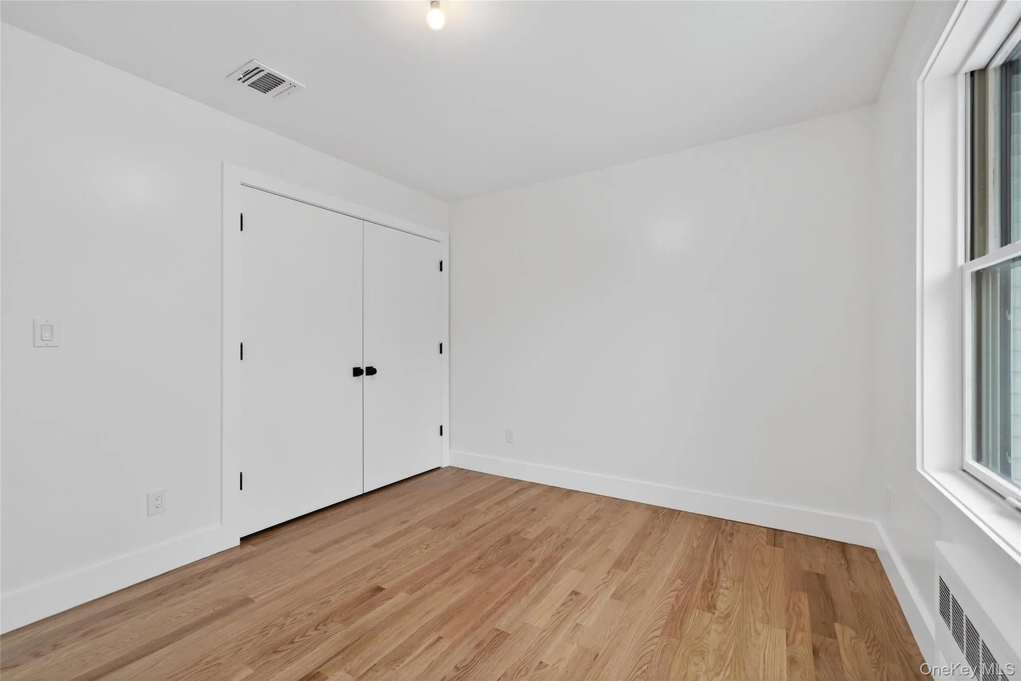67 Lawrence Avenue, Thompson, NY, 6 Bedrooms Bedrooms, 11 Rooms Rooms,3 BathroomsBathrooms,Residential,For Rent,Lawrence,0,1005820 67 Lawrence Avenue, Thompson, NY, 6 Bedrooms Bedrooms, 11 Rooms Rooms,3 BathroomsBathrooms,Residential,For Rent,Lawrence,0,1005820