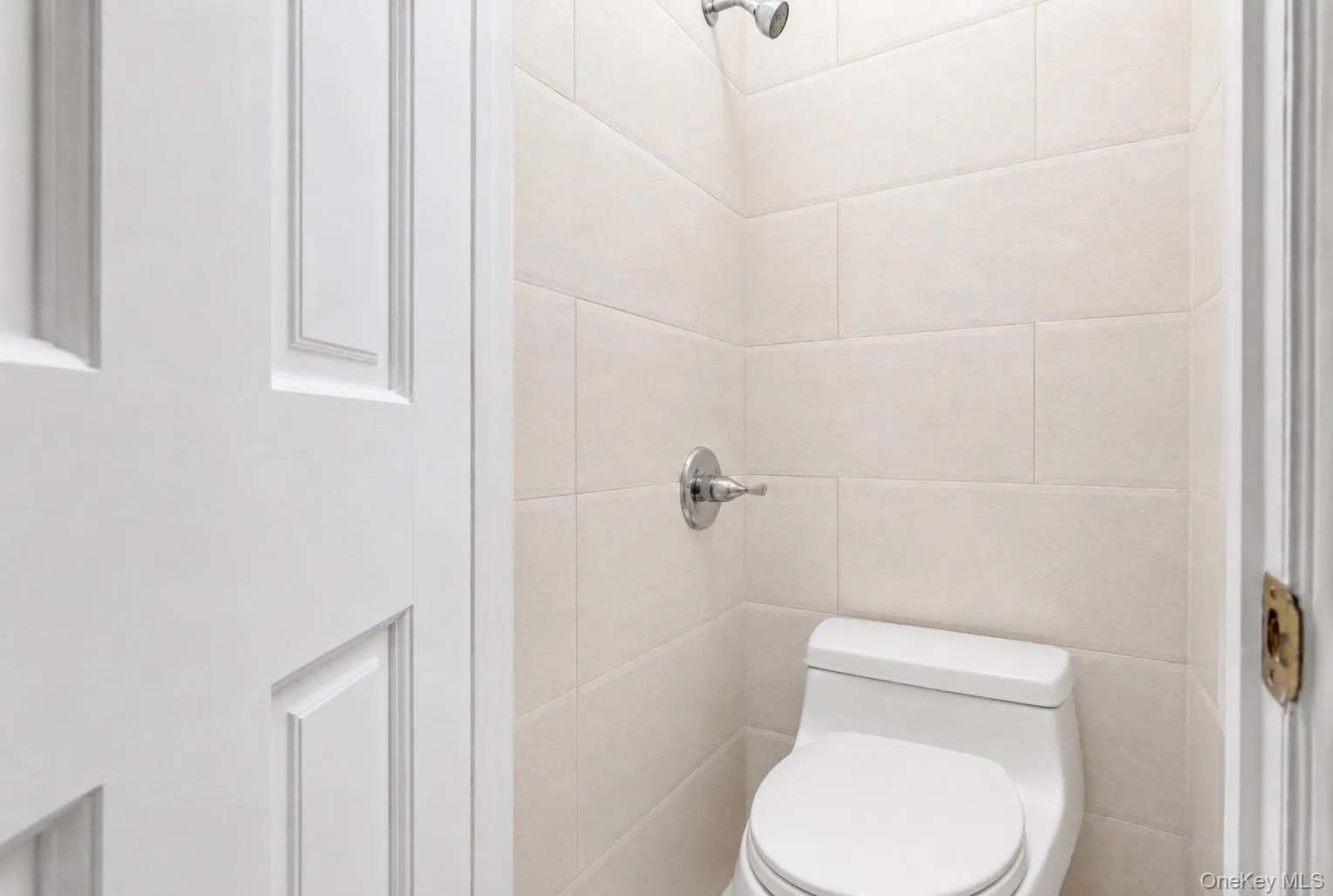 88-11 Elmhurst Avenue, New York, NY, 2 Bedrooms Bedrooms, 5 Rooms Rooms,1 BathroomBathrooms,Residential,For Rent,Elmhurst,0,1005821 88-11 Elmhurst Avenue, New York, NY, 2 Bedrooms Bedrooms, 5 Rooms Rooms,1 BathroomBathrooms,Residential,For Rent,Elmhurst,0,1005821