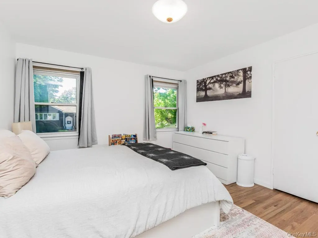 36 Balmoral Crescent, White Plains, NY, 4 Bedrooms Bedrooms, 7 Rooms Rooms,2 BathroomsBathrooms,Residential,For Rent,Balmoral,0,1005823 36 Balmoral Crescent, White Plains, NY, 4 Bedrooms Bedrooms, 7 Rooms Rooms,2 BathroomsBathrooms,Residential,For Rent,Balmoral,0,1005823