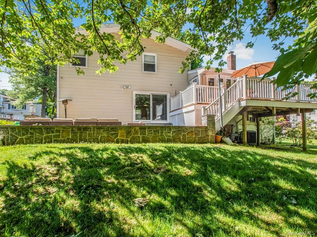 36 Balmoral Crescent, White Plains, NY, 4 Bedrooms Bedrooms, 7 Rooms Rooms,2 BathroomsBathrooms,Residential,For Rent,Balmoral,0,1005823 36 Balmoral Crescent, White Plains, NY, 4 Bedrooms Bedrooms, 7 Rooms Rooms,2 BathroomsBathrooms,Residential,For Rent,Balmoral,0,1005823