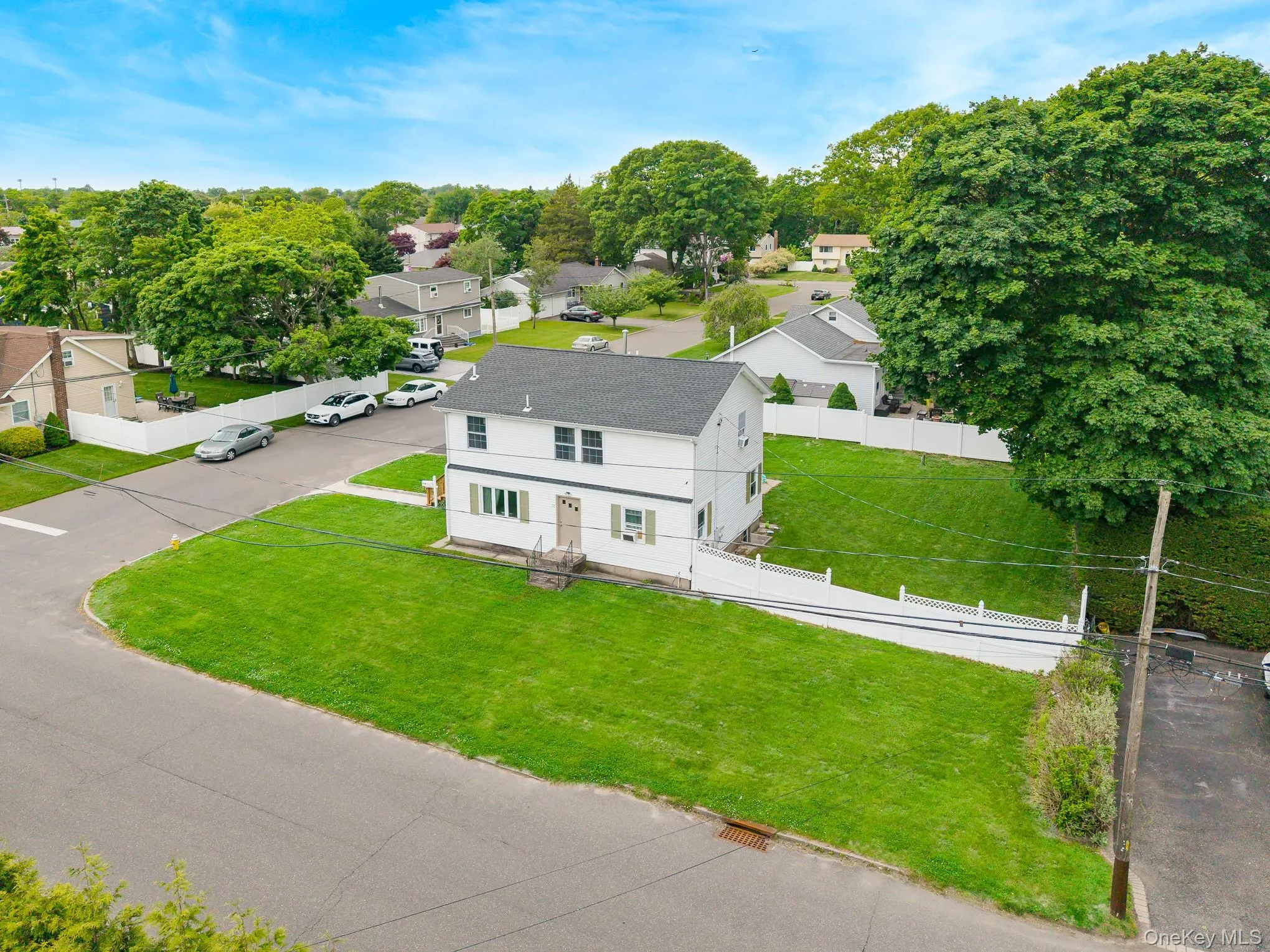 72 Peckham Avenue, Islip, NY, 5 Bedrooms Bedrooms, 10 Rooms Rooms,3 BathroomsBathrooms,Residential,For Rent,Peckham,0,KEY1005824 72 Peckham Avenue, Islip, NY, 5 Bedrooms Bedrooms, 10 Rooms Rooms,3 BathroomsBathrooms,Residential,For Rent,Peckham,0,KEY1005824