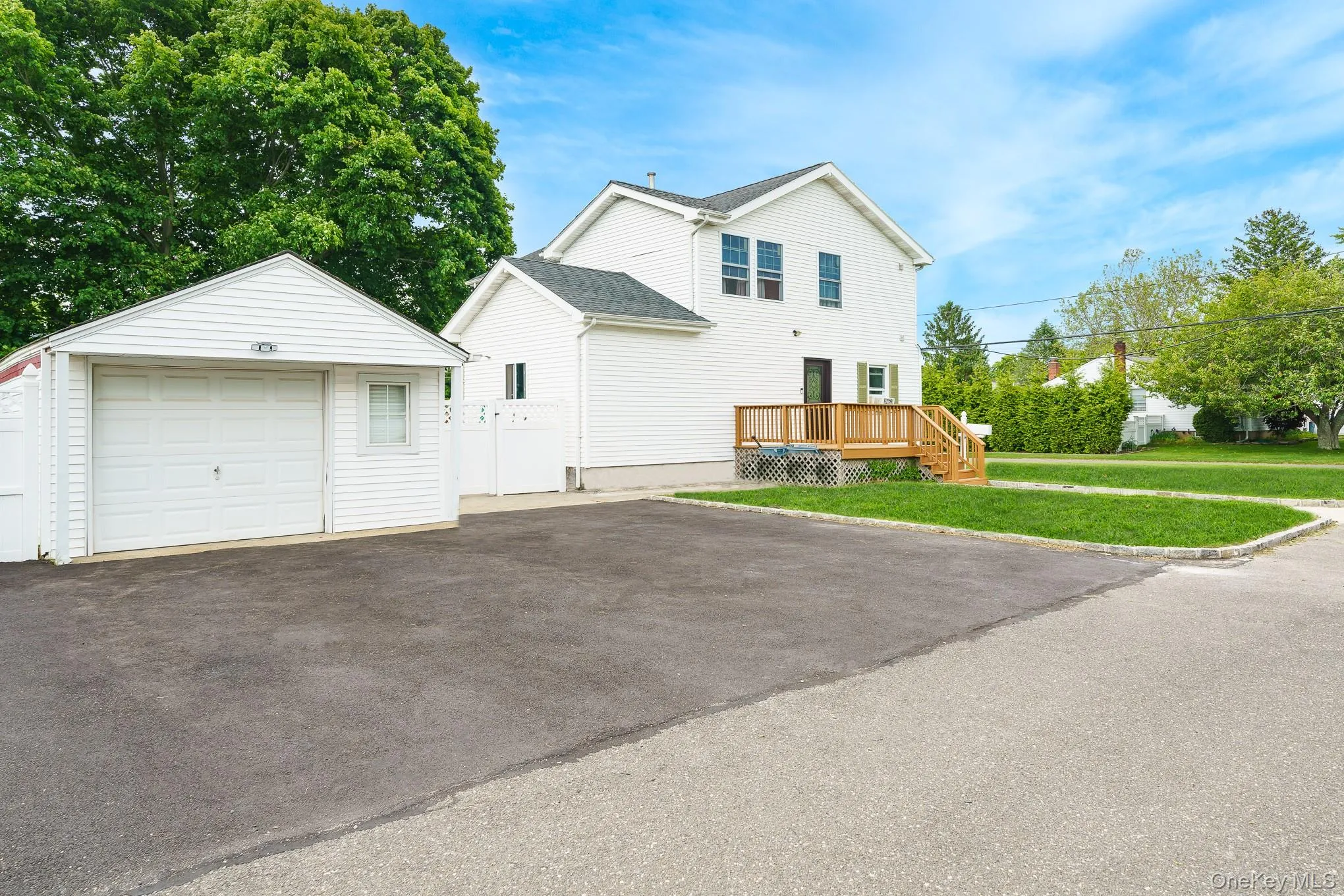 72 Peckham Avenue, Islip, NY, 5 Bedrooms Bedrooms, 10 Rooms Rooms,3 BathroomsBathrooms,Residential,For Rent,Peckham,0,1005824 72 Peckham Avenue, Islip, NY, 5 Bedrooms Bedrooms, 10 Rooms Rooms,3 BathroomsBathrooms,Residential,For Rent,Peckham,0,1005824