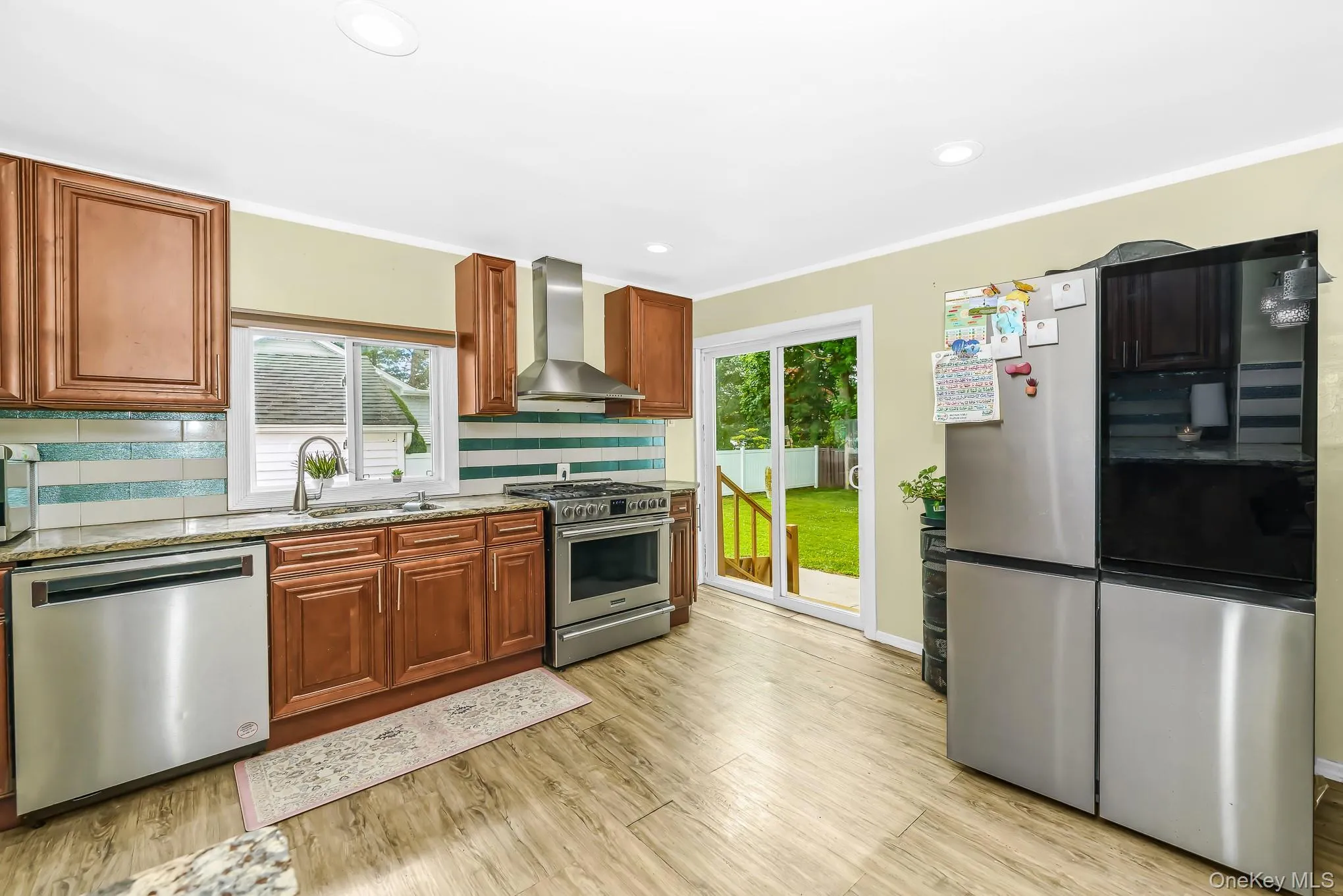 72 Peckham Avenue, Islip, NY, 5 Bedrooms Bedrooms, 10 Rooms Rooms,3 BathroomsBathrooms,Residential,For Rent,Peckham,0,1005824 72 Peckham Avenue, Islip, NY, 5 Bedrooms Bedrooms, 10 Rooms Rooms,3 BathroomsBathrooms,Residential,For Rent,Peckham,0,1005824