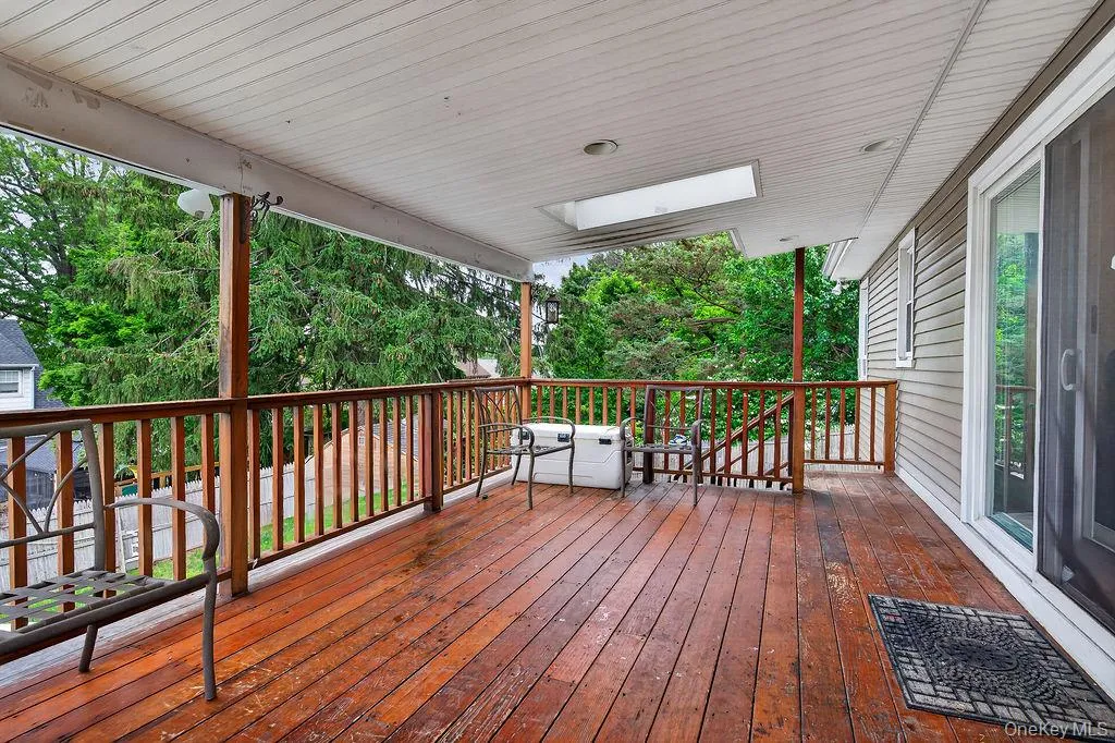 33 Mortimer Avenue, Greenburgh, NY, 4 Bedrooms Bedrooms, 10 Rooms Rooms,2 BathroomsBathrooms,Residential,For Rent,Mortimer,0,1005826 33 Mortimer Avenue, Greenburgh, NY, 4 Bedrooms Bedrooms, 10 Rooms Rooms,2 BathroomsBathrooms,Residential,For Rent,Mortimer,0,1005826
