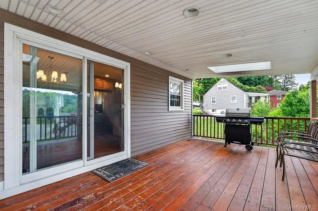 33 Mortimer Avenue, Greenburgh, NY, 4 Bedrooms Bedrooms, 10 Rooms Rooms,2 BathroomsBathrooms,Residential,For Rent,Mortimer,0,1005826 33 Mortimer Avenue, Greenburgh, NY, 4 Bedrooms Bedrooms, 10 Rooms Rooms,2 BathroomsBathrooms,Residential,For Rent,Mortimer,0,1005826