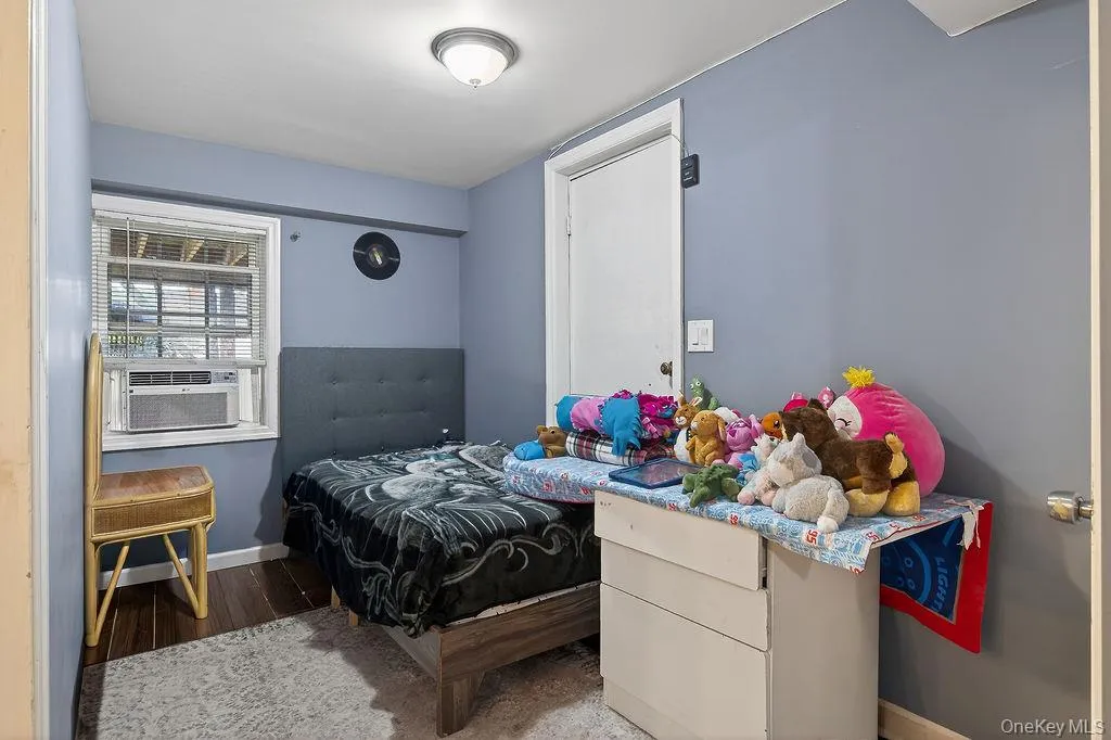 33 Mortimer Avenue, Greenburgh, NY, 4 Bedrooms Bedrooms, 10 Rooms Rooms,2 BathroomsBathrooms,Residential,For Rent,Mortimer,0,1005826 33 Mortimer Avenue, Greenburgh, NY, 4 Bedrooms Bedrooms, 10 Rooms Rooms,2 BathroomsBathrooms,Residential,For Rent,Mortimer,0,1005826