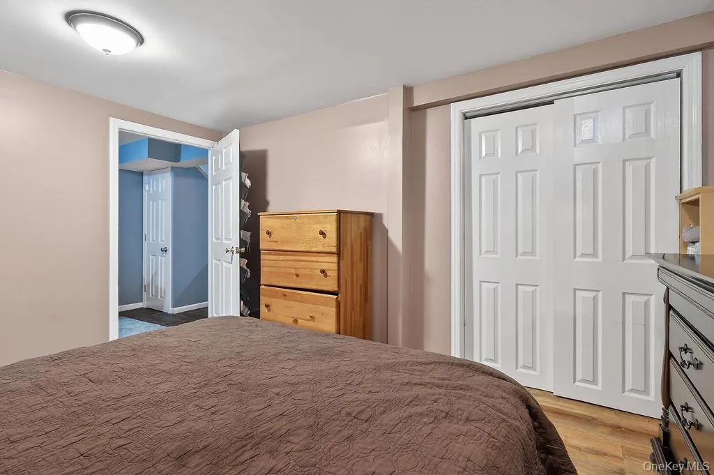 33 Mortimer Avenue, Greenburgh, NY, 4 Bedrooms Bedrooms, 10 Rooms Rooms,2 BathroomsBathrooms,Residential,For Rent,Mortimer,0,1005826 33 Mortimer Avenue, Greenburgh, NY, 4 Bedrooms Bedrooms, 10 Rooms Rooms,2 BathroomsBathrooms,Residential,For Rent,Mortimer,0,1005826