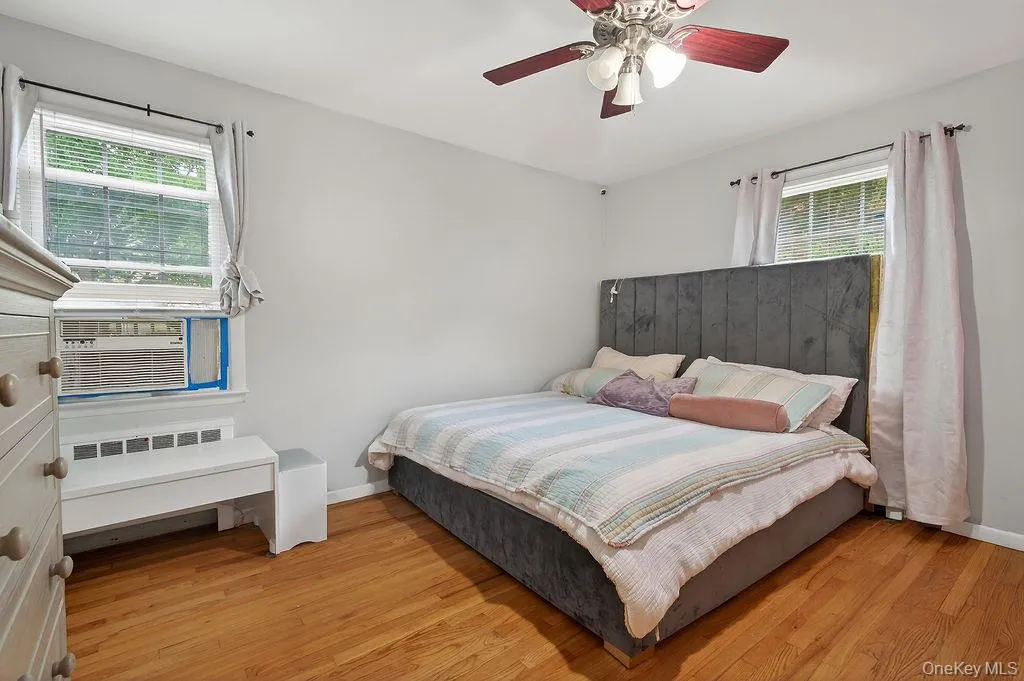 33 Mortimer Avenue, Greenburgh, NY, 4 Bedrooms Bedrooms, 10 Rooms Rooms,2 BathroomsBathrooms,Residential,For Rent,Mortimer,0,1005826 33 Mortimer Avenue, Greenburgh, NY, 4 Bedrooms Bedrooms, 10 Rooms Rooms,2 BathroomsBathrooms,Residential,For Rent,Mortimer,0,1005826