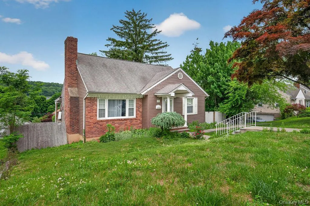 33 Mortimer Avenue, Greenburgh, NY, 4 Bedrooms Bedrooms, 10 Rooms Rooms,2 BathroomsBathrooms,Residential,For Rent,Mortimer,0,1005826 33 Mortimer Avenue, Greenburgh, NY, 4 Bedrooms Bedrooms, 10 Rooms Rooms,2 BathroomsBathrooms,Residential,For Rent,Mortimer,0,1005826