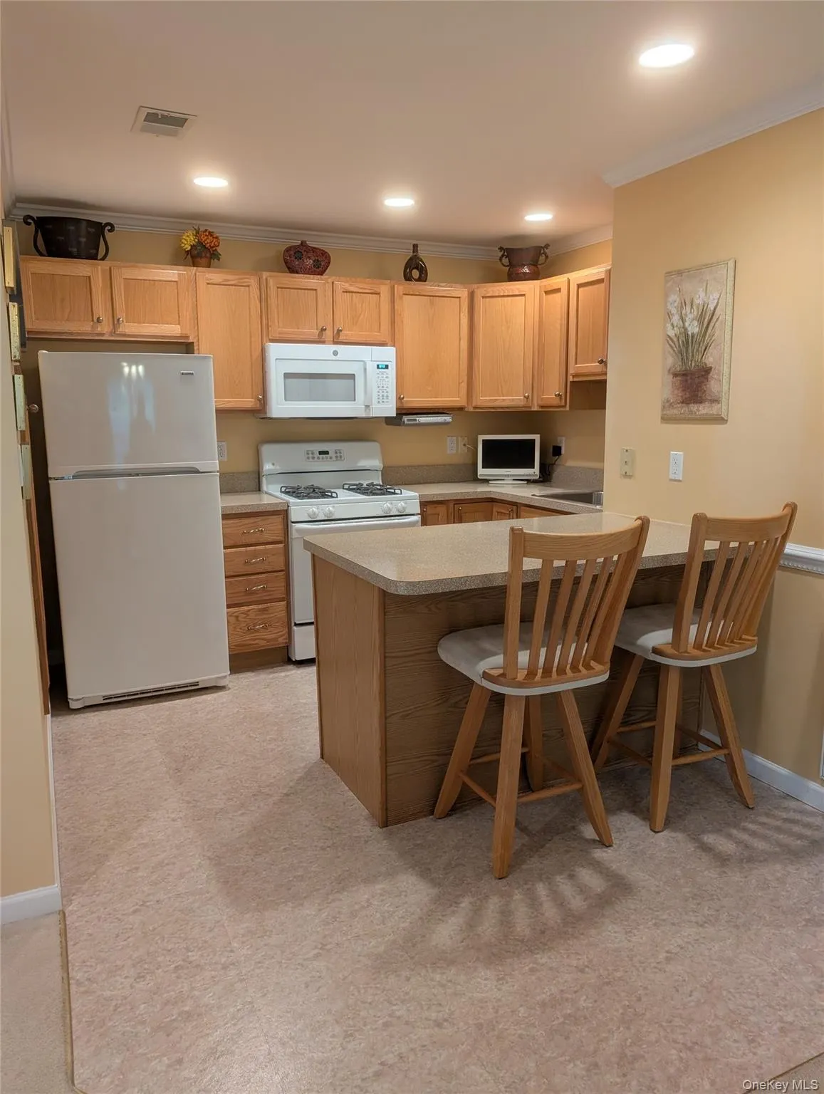 27 Morley Circle, Huntington, NY, 2 Bedrooms Bedrooms, 5 Rooms Rooms,2 BathroomsBathrooms,Residential,For Rent,Morley,0,1005830 27 Morley Circle, Huntington, NY, 2 Bedrooms Bedrooms, 5 Rooms Rooms,2 BathroomsBathrooms,Residential,For Rent,Morley,0,1005830