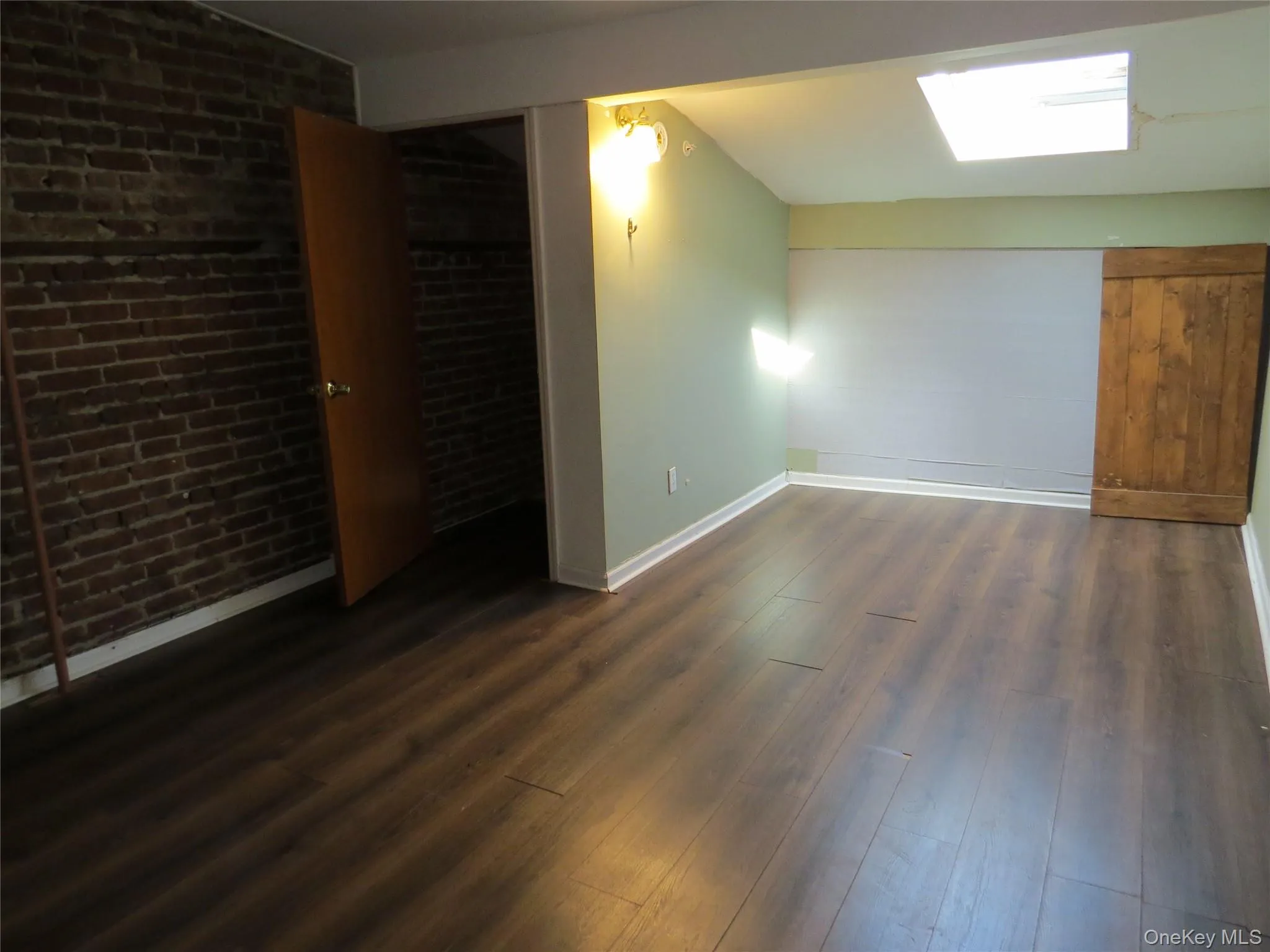 2 Main Street, Middletown, NY, 3 Bedrooms Bedrooms, 6 Rooms Rooms,1 BathroomBathrooms,Residential Lease,For Rent,Main,0,1005833 2 Main Street, Middletown, NY, 3 Bedrooms Bedrooms, 6 Rooms Rooms,1 BathroomBathrooms,Residential Lease,For Rent,Main,0,1005833