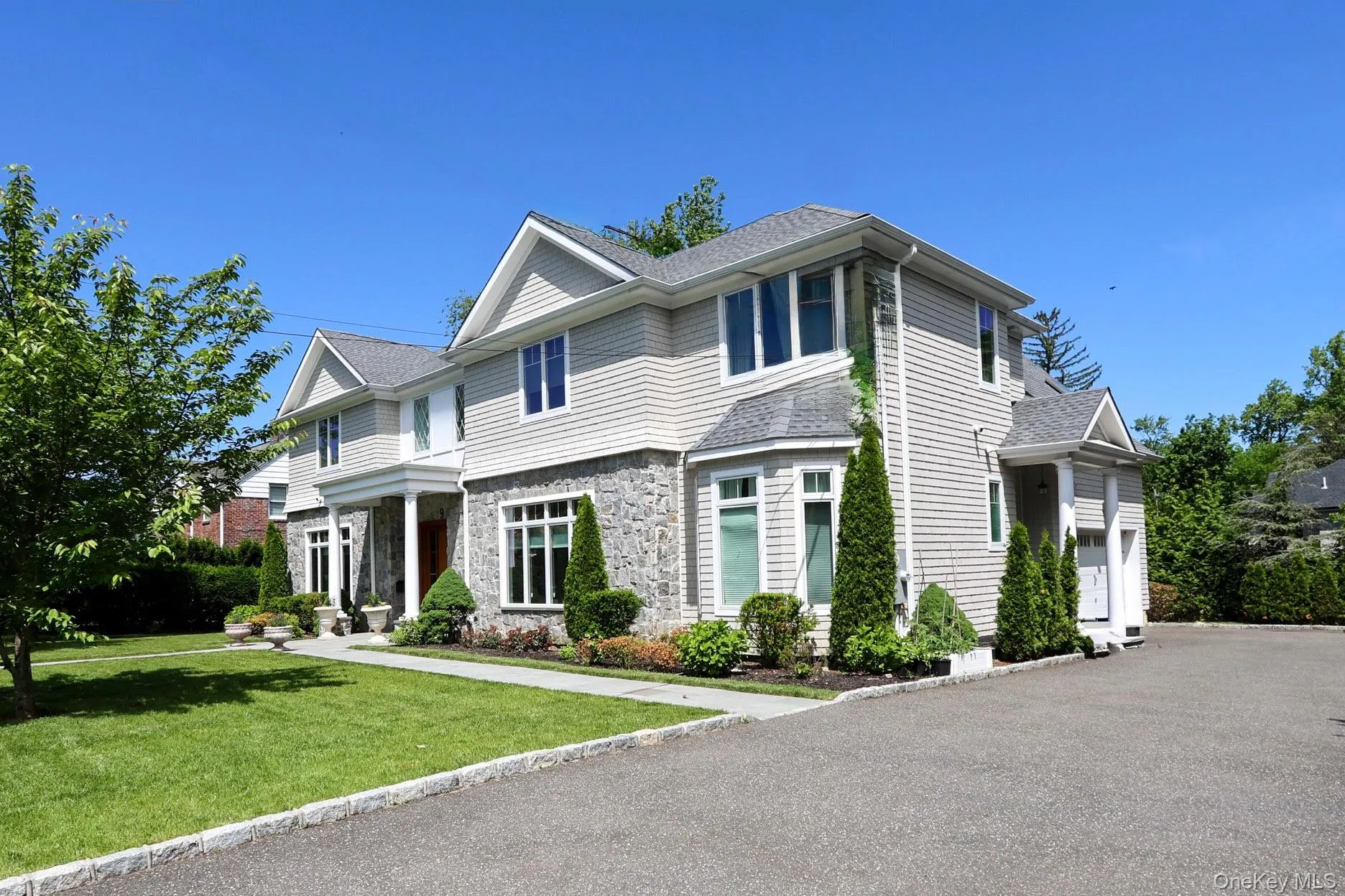 9 Tuddington Road, North Hempstead, NY, 7 Bedrooms Bedrooms, 13 Rooms Rooms,6 BathroomsBathrooms,Residential Lease,For Rent,Tuddington,0,1005834 9 Tuddington Road, North Hempstead, NY, 7 Bedrooms Bedrooms, 13 Rooms Rooms,6 BathroomsBathrooms,Residential Lease,For Rent,Tuddington,0,1005834