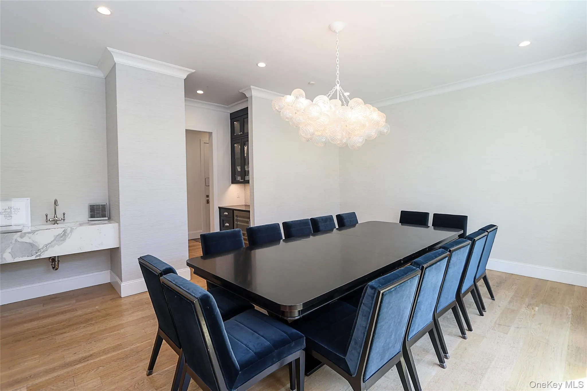 9 Tuddington Road, North Hempstead, NY, 7 Bedrooms Bedrooms, 13 Rooms Rooms,6 BathroomsBathrooms,Residential Lease,For Rent,Tuddington,0,1005834 9 Tuddington Road, North Hempstead, NY, 7 Bedrooms Bedrooms, 13 Rooms Rooms,6 BathroomsBathrooms,Residential Lease,For Rent,Tuddington,0,1005834