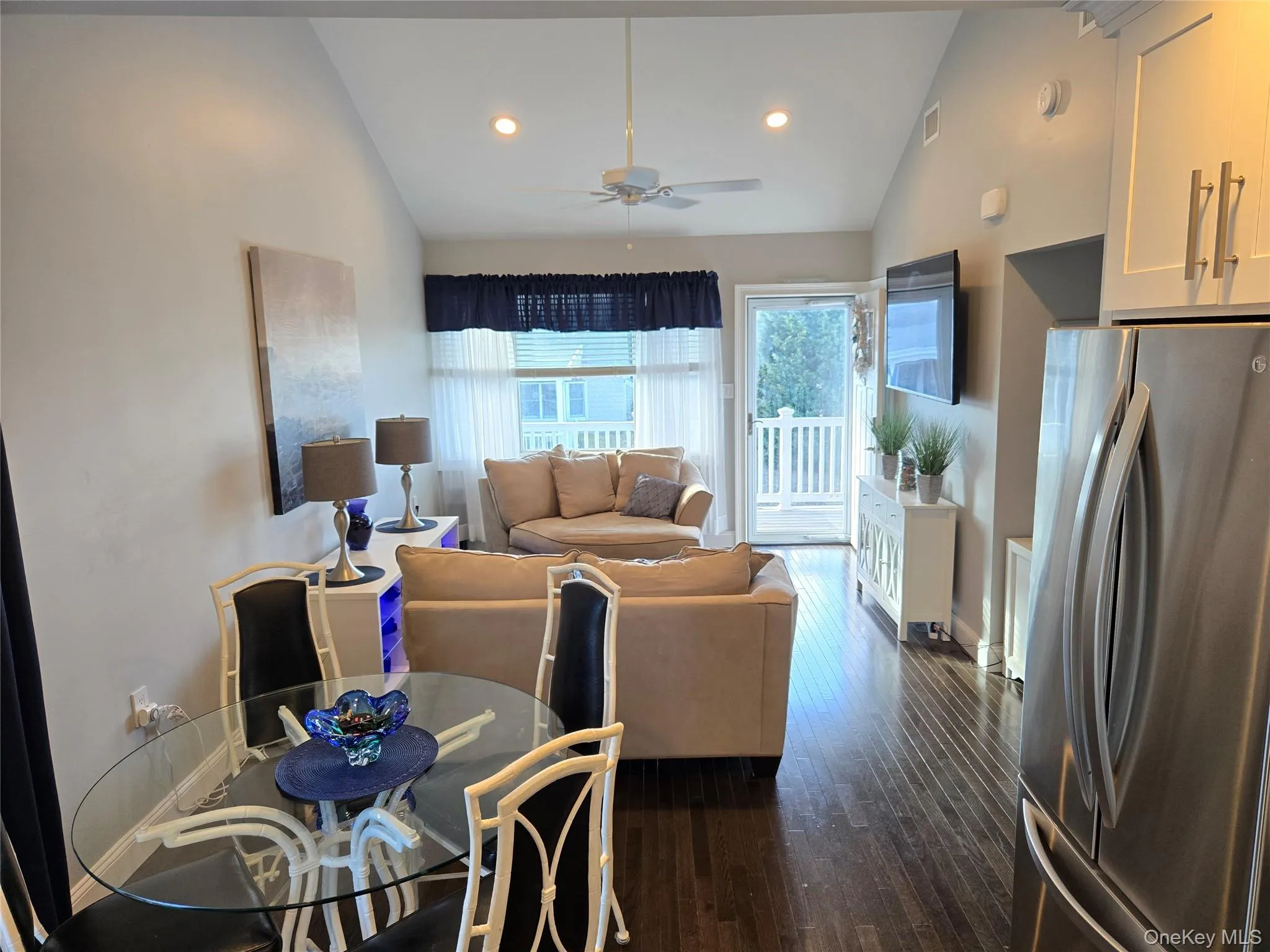 70 Harmon Street, Long Beach, NY, 3 Bedrooms Bedrooms, 5 Rooms Rooms,2 BathroomsBathrooms,Residential Lease,For Rent,Harmon,0,1005839 70 Harmon Street, Long Beach, NY, 3 Bedrooms Bedrooms, 5 Rooms Rooms,2 BathroomsBathrooms,Residential Lease,For Rent,Harmon,0,1005839