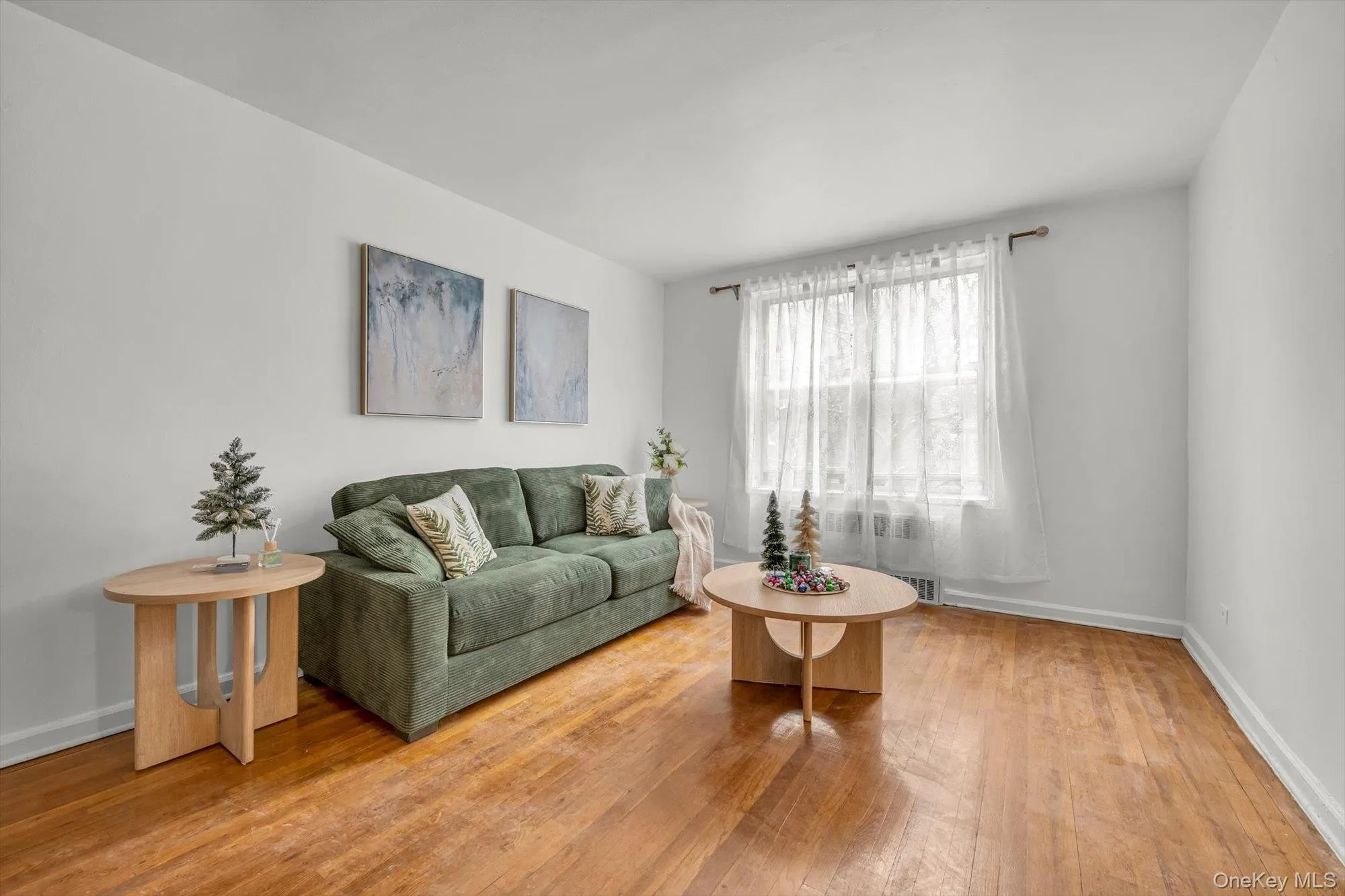 4225 80th Street, New York, NY, 1 Bedroom Bedrooms, 3 Rooms Rooms,1 BathroomBathrooms,Residential,For Rent,80th,0,1005841 4225 80th Street, New York, NY, 1 Bedroom Bedrooms, 3 Rooms Rooms,1 BathroomBathrooms,Residential,For Rent,80th,0,1005841