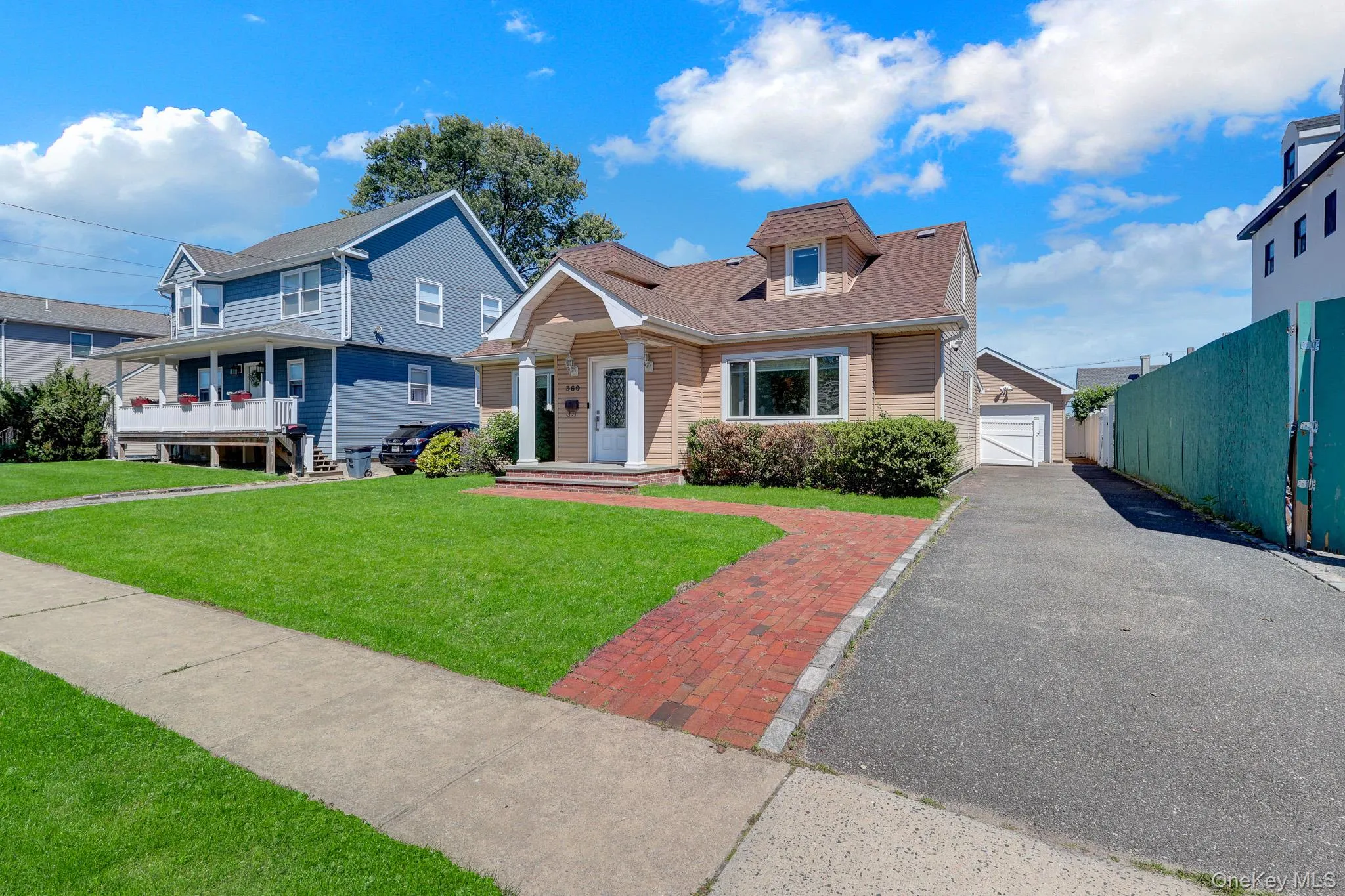 360 Westminster Road, Hempstead, NY, 3 Bedrooms Bedrooms, 6 Rooms Rooms,2 BathroomsBathrooms,Residential,For Rent,Westminster,0,1005845 360 Westminster Road, Hempstead, NY, 3 Bedrooms Bedrooms, 6 Rooms Rooms,2 BathroomsBathrooms,Residential,For Rent,Westminster,0,1005845