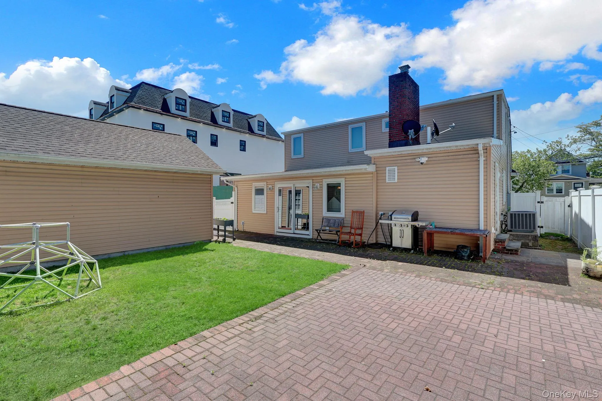 360 Westminster Road, Hempstead, NY, 3 Bedrooms Bedrooms, 6 Rooms Rooms,2 BathroomsBathrooms,Residential,For Rent,Westminster,0,1005845 360 Westminster Road, Hempstead, NY, 3 Bedrooms Bedrooms, 6 Rooms Rooms,2 BathroomsBathrooms,Residential,For Rent,Westminster,0,1005845