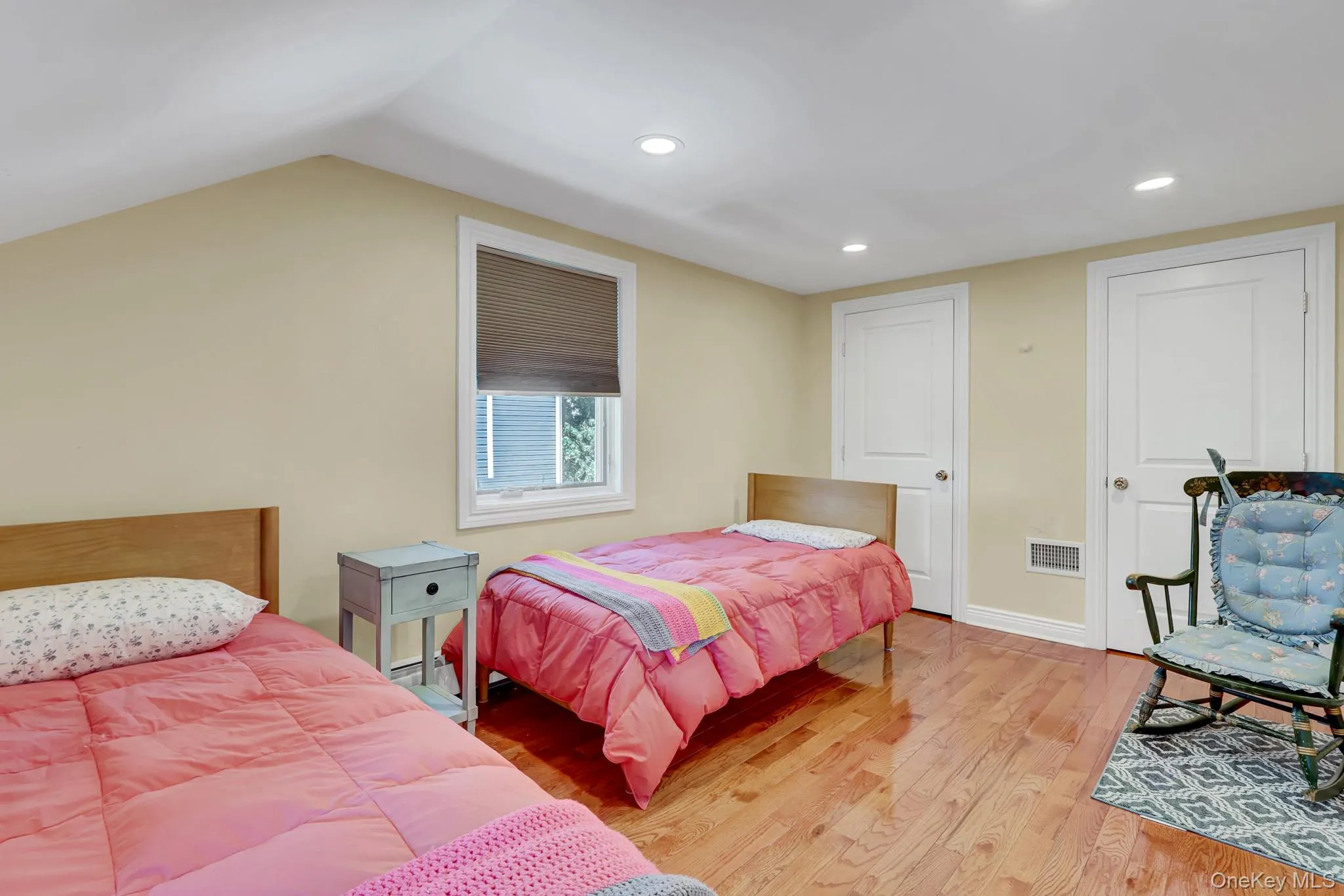 360 Westminster Road, Hempstead, NY, 3 Bedrooms Bedrooms, 6 Rooms Rooms,2 BathroomsBathrooms,Residential,For Rent,Westminster,0,1005845 360 Westminster Road, Hempstead, NY, 3 Bedrooms Bedrooms, 6 Rooms Rooms,2 BathroomsBathrooms,Residential,For Rent,Westminster,0,1005845