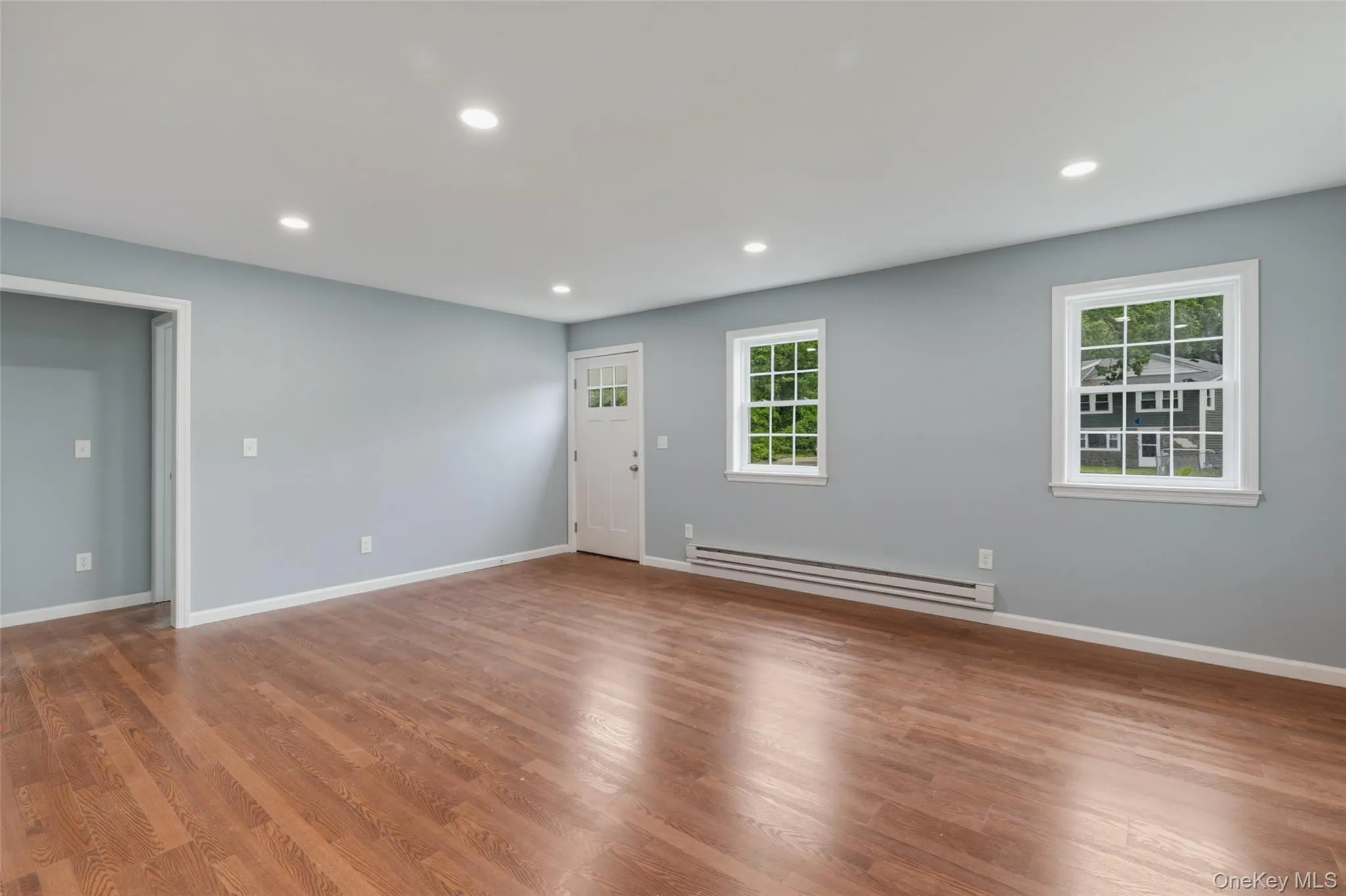 47 Lake Drive, Babylon, NY, 3 Bedrooms Bedrooms, 6 Rooms Rooms,1 BathroomBathrooms,Residential,For Rent,Lake,0,1005846 47 Lake Drive, Babylon, NY, 3 Bedrooms Bedrooms, 6 Rooms Rooms,1 BathroomBathrooms,Residential,For Rent,Lake,0,1005846