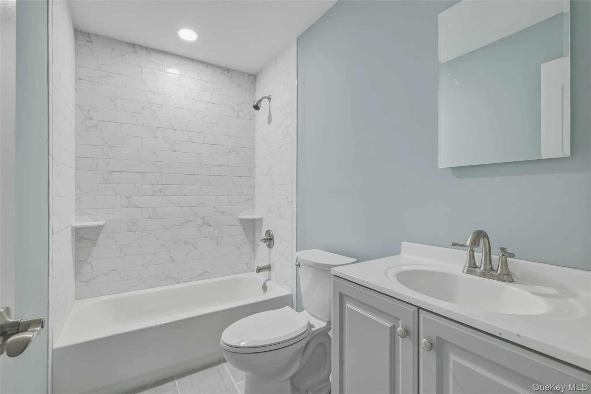 47 Lake Drive, Babylon, NY, 3 Bedrooms Bedrooms, 6 Rooms Rooms,1 BathroomBathrooms,Residential,For Rent,Lake,0,1005846 47 Lake Drive, Babylon, NY, 3 Bedrooms Bedrooms, 6 Rooms Rooms,1 BathroomBathrooms,Residential,For Rent,Lake,0,1005846