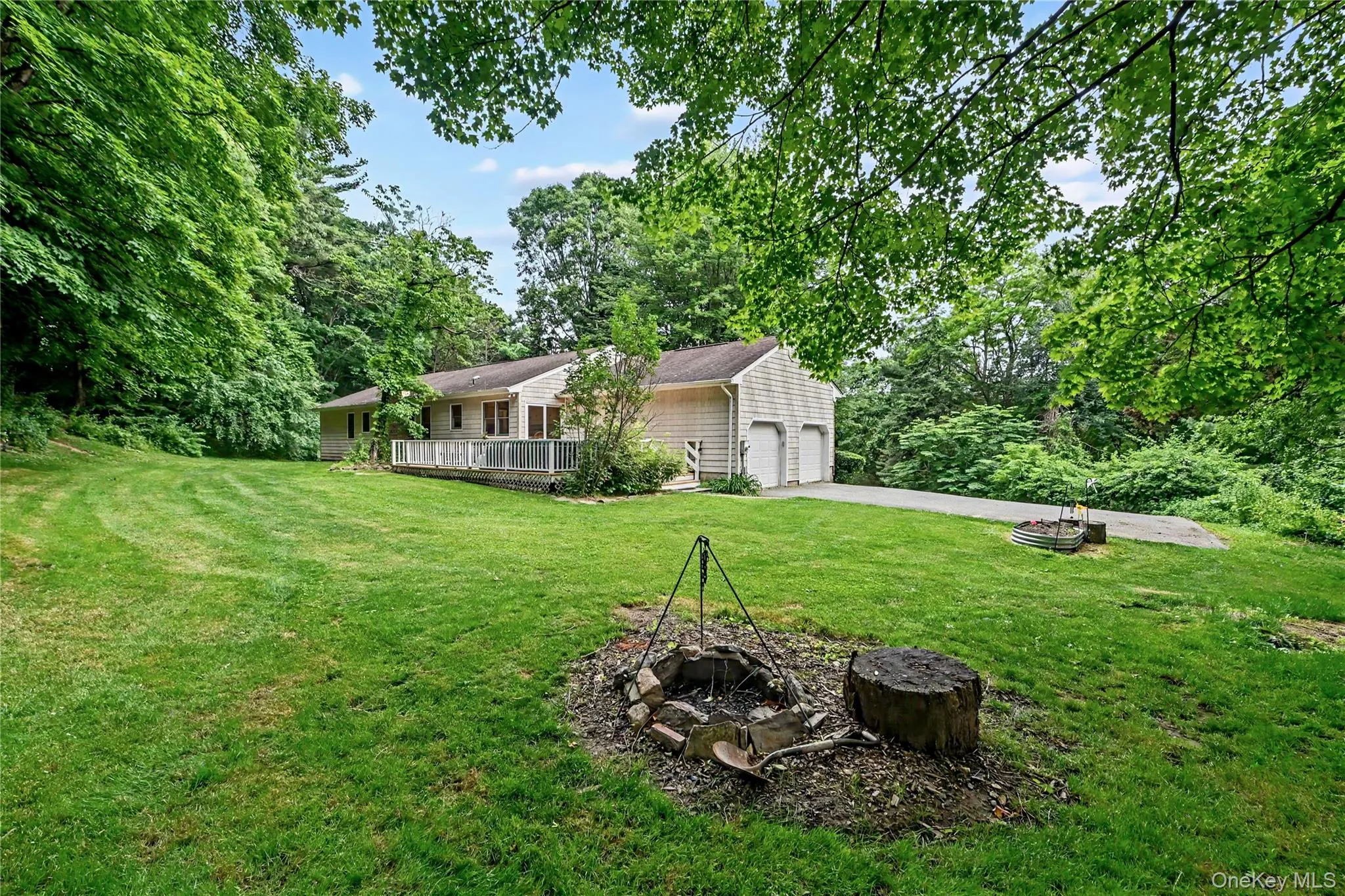 33 Sabbathday Hill Road, Lewisboro, NY, 3 Bedrooms Bedrooms, 8 Rooms Rooms,2 BathroomsBathrooms,Residential,For Rent,Sabbathday Hill,0,KEY1005850 33 Sabbathday Hill Road, Lewisboro, NY, 3 Bedrooms Bedrooms, 8 Rooms Rooms,2 BathroomsBathrooms,Residential,For Rent,Sabbathday Hill,0,KEY1005850