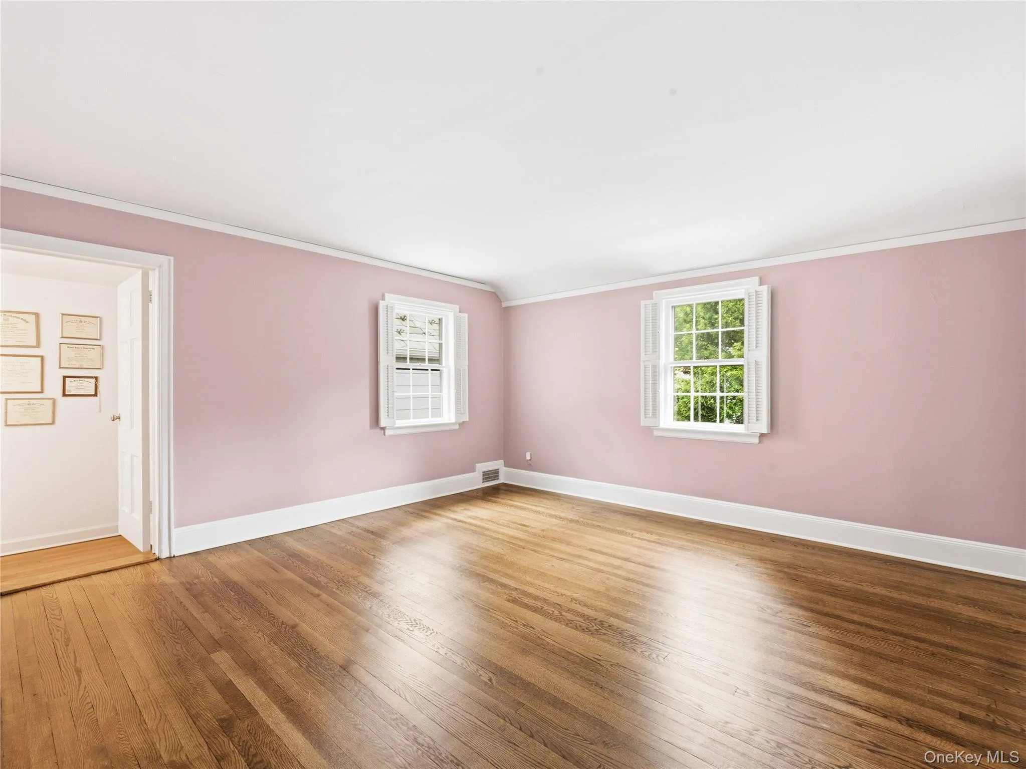 61 Mason Drive, North Hempstead, NY, 4 Bedrooms Bedrooms, 11 Rooms Rooms,3 BathroomsBathrooms,Residential,For Rent,Mason,0,1005851 61 Mason Drive, North Hempstead, NY, 4 Bedrooms Bedrooms, 11 Rooms Rooms,3 BathroomsBathrooms,Residential,For Rent,Mason,0,1005851