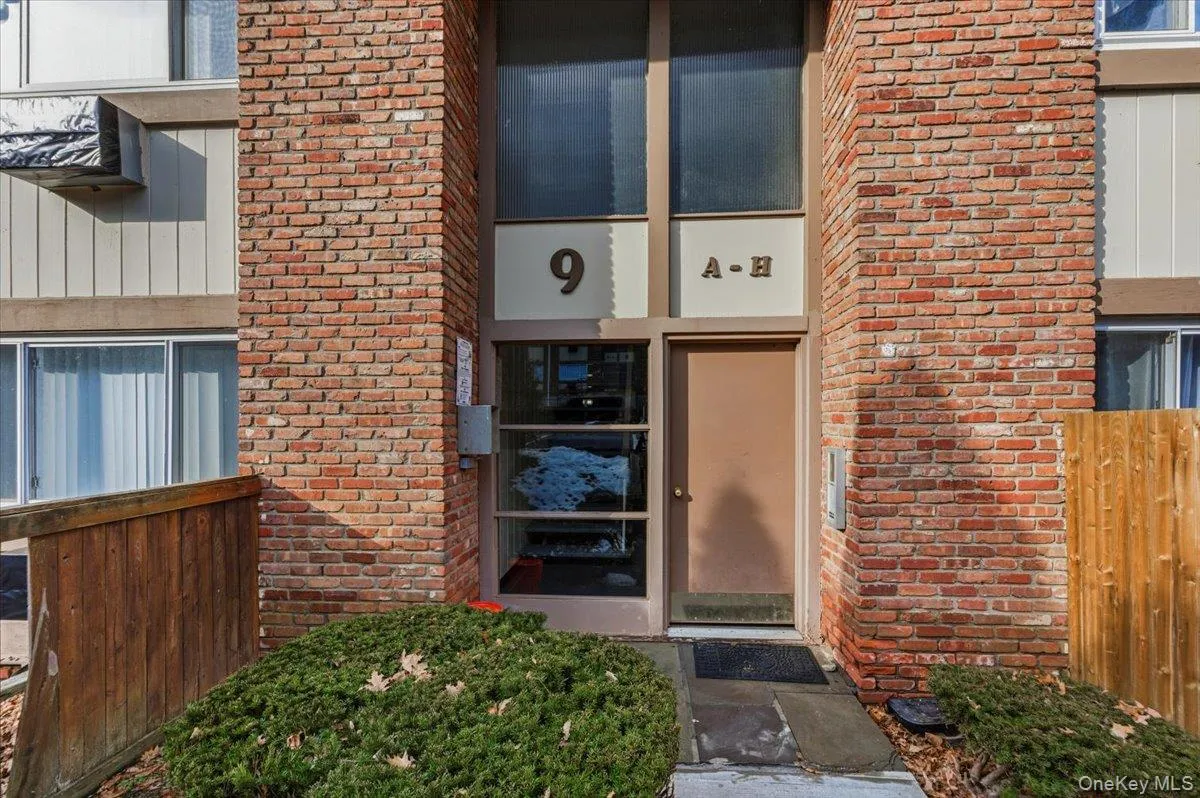 9 James Street, Peekskill, NY, 2 Bedrooms Bedrooms, 5 Rooms Rooms,1 BathroomBathrooms,Residential,For Rent,James,0,1005852 9 James Street, Peekskill, NY, 2 Bedrooms Bedrooms, 5 Rooms Rooms,1 BathroomBathrooms,Residential,For Rent,James,0,1005852