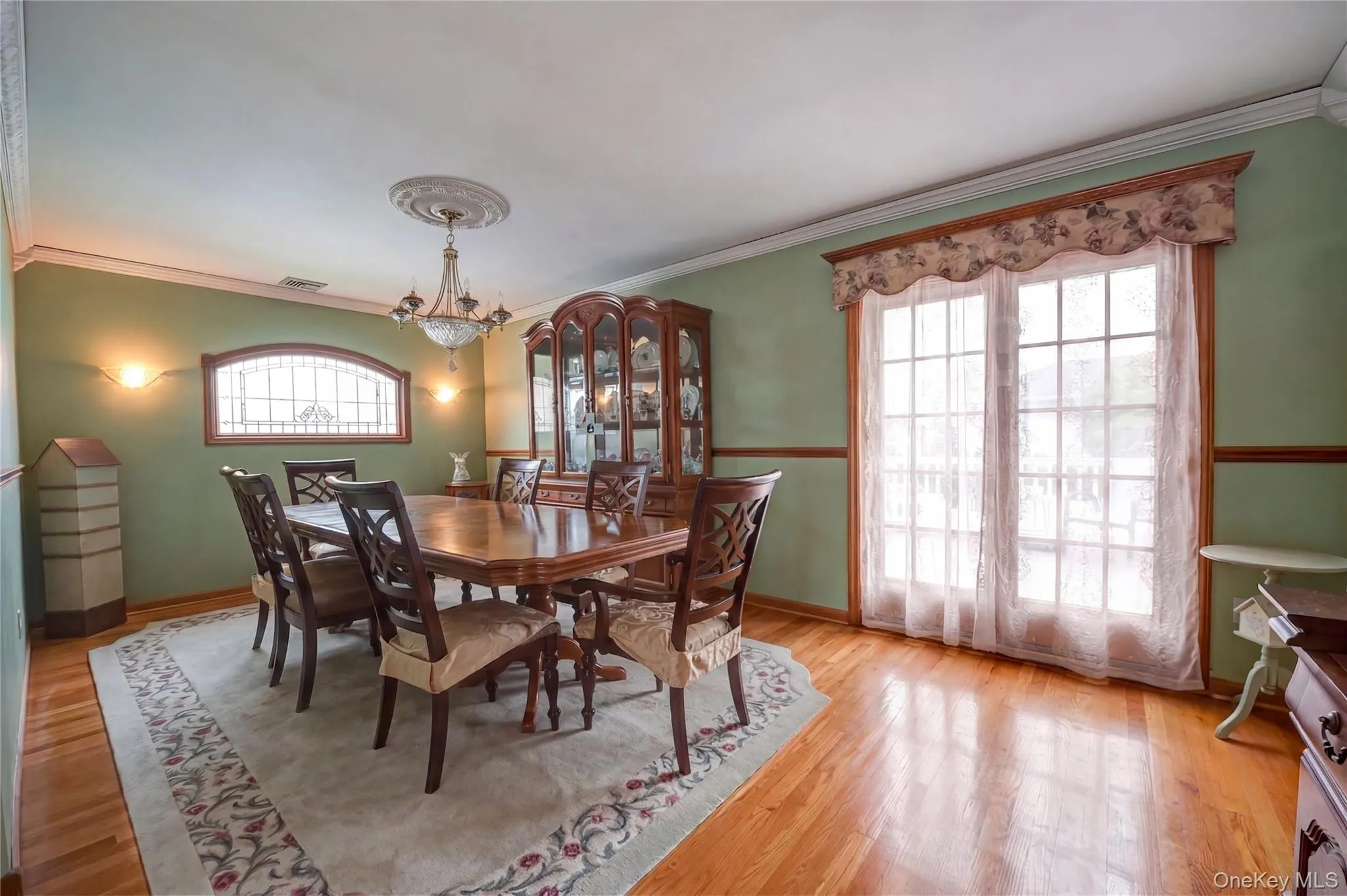 6 Oneida Street, Babylon, NY, 4 Bedrooms Bedrooms, 9 Rooms Rooms,2 BathroomsBathrooms,Residential,For Rent,Oneida,0,1005855 6 Oneida Street, Babylon, NY, 4 Bedrooms Bedrooms, 9 Rooms Rooms,2 BathroomsBathrooms,Residential,For Rent,Oneida,0,1005855