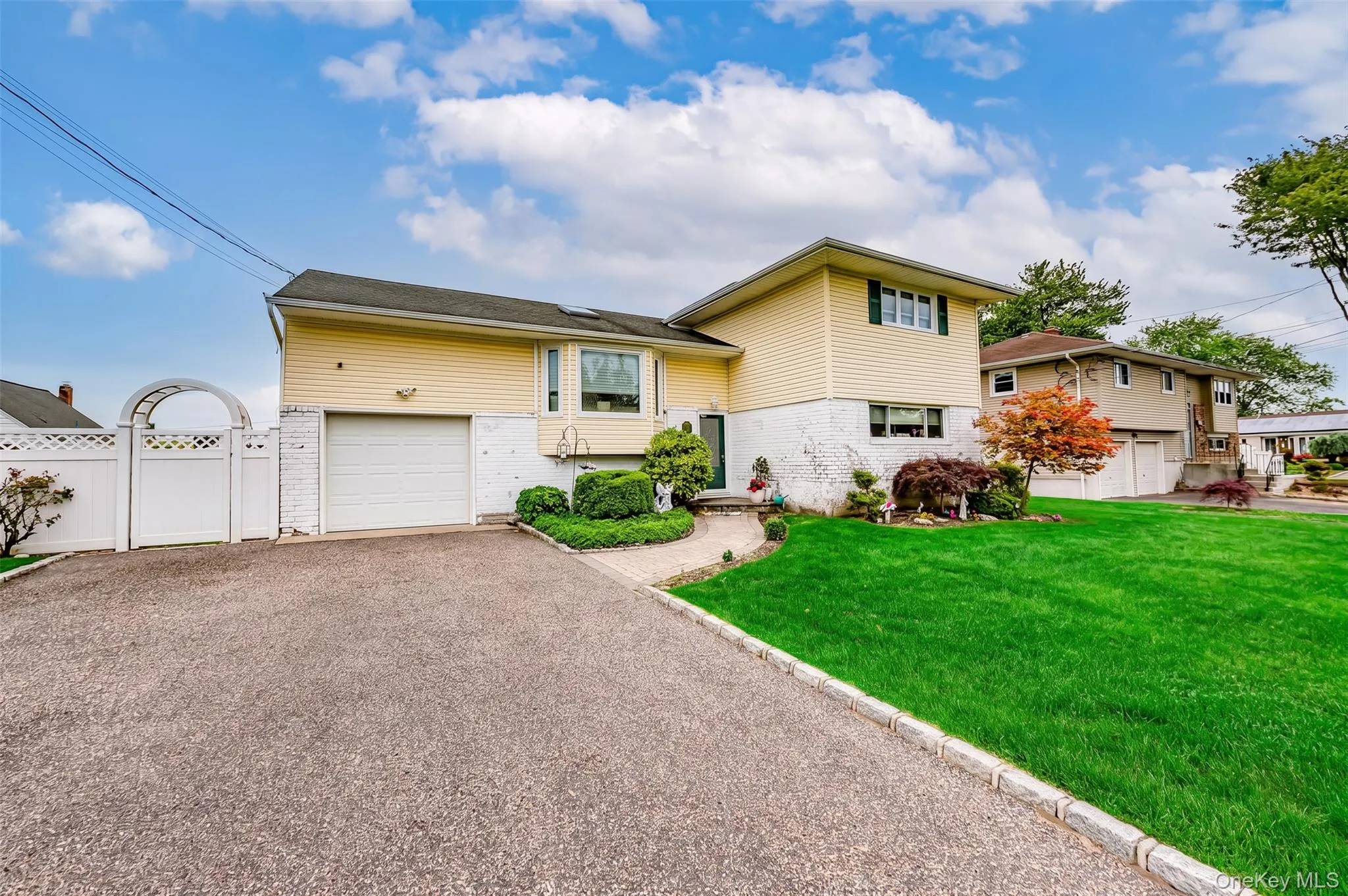 6 Oneida Street, Babylon, NY, 4 Bedrooms Bedrooms, 9 Rooms Rooms,2 BathroomsBathrooms,Residential,For Rent,Oneida,0,1005855 6 Oneida Street, Babylon, NY, 4 Bedrooms Bedrooms, 9 Rooms Rooms,2 BathroomsBathrooms,Residential,For Rent,Oneida,0,1005855
