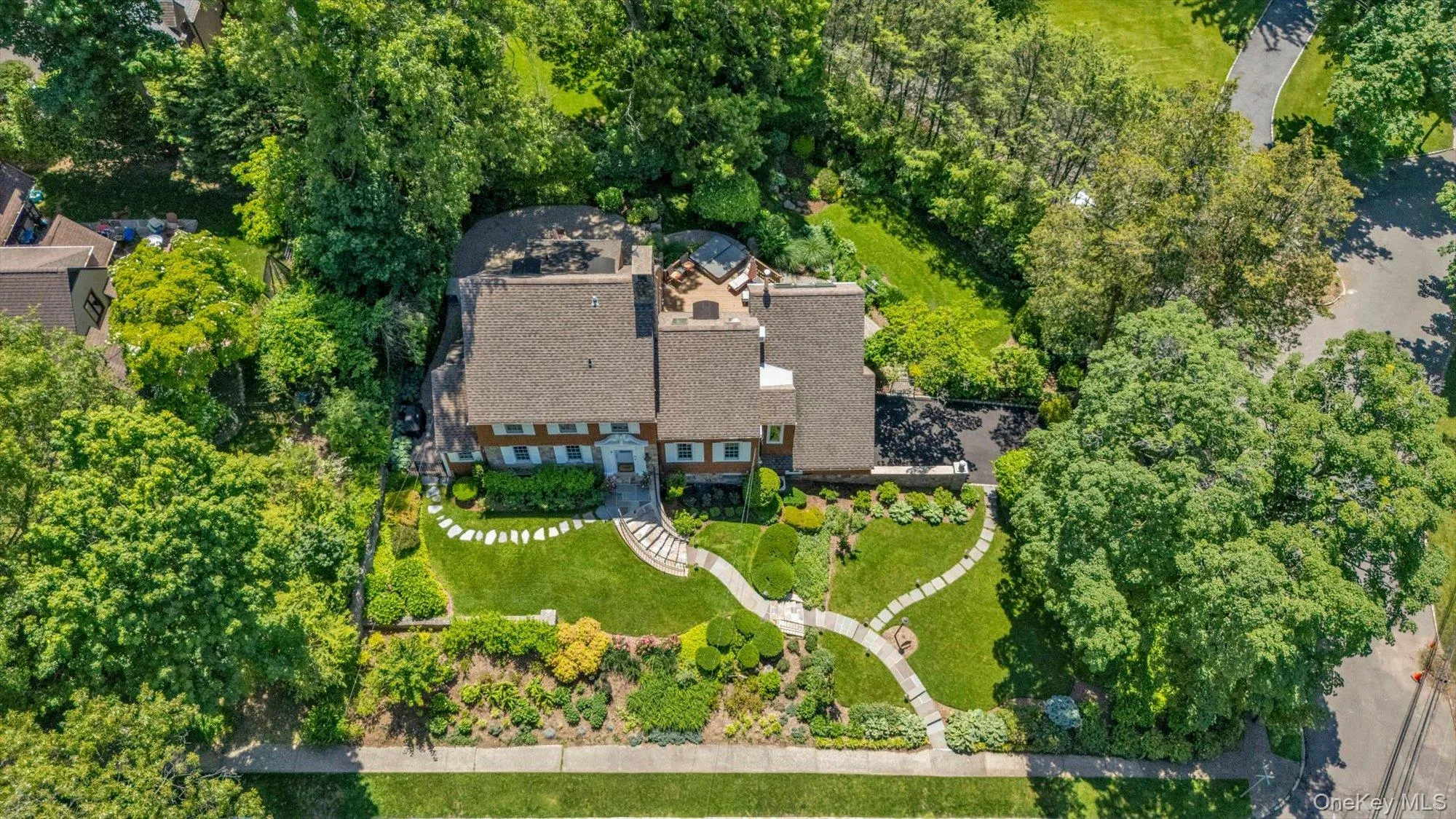 74 Litchfield Road, North Hempstead, NY, 5 Bedrooms Bedrooms, 9 Rooms Rooms,3 BathroomsBathrooms,Residential,For Rent,Litchfield,0,1005857 74 Litchfield Road, North Hempstead, NY, 5 Bedrooms Bedrooms, 9 Rooms Rooms,3 BathroomsBathrooms,Residential,For Rent,Litchfield,0,1005857