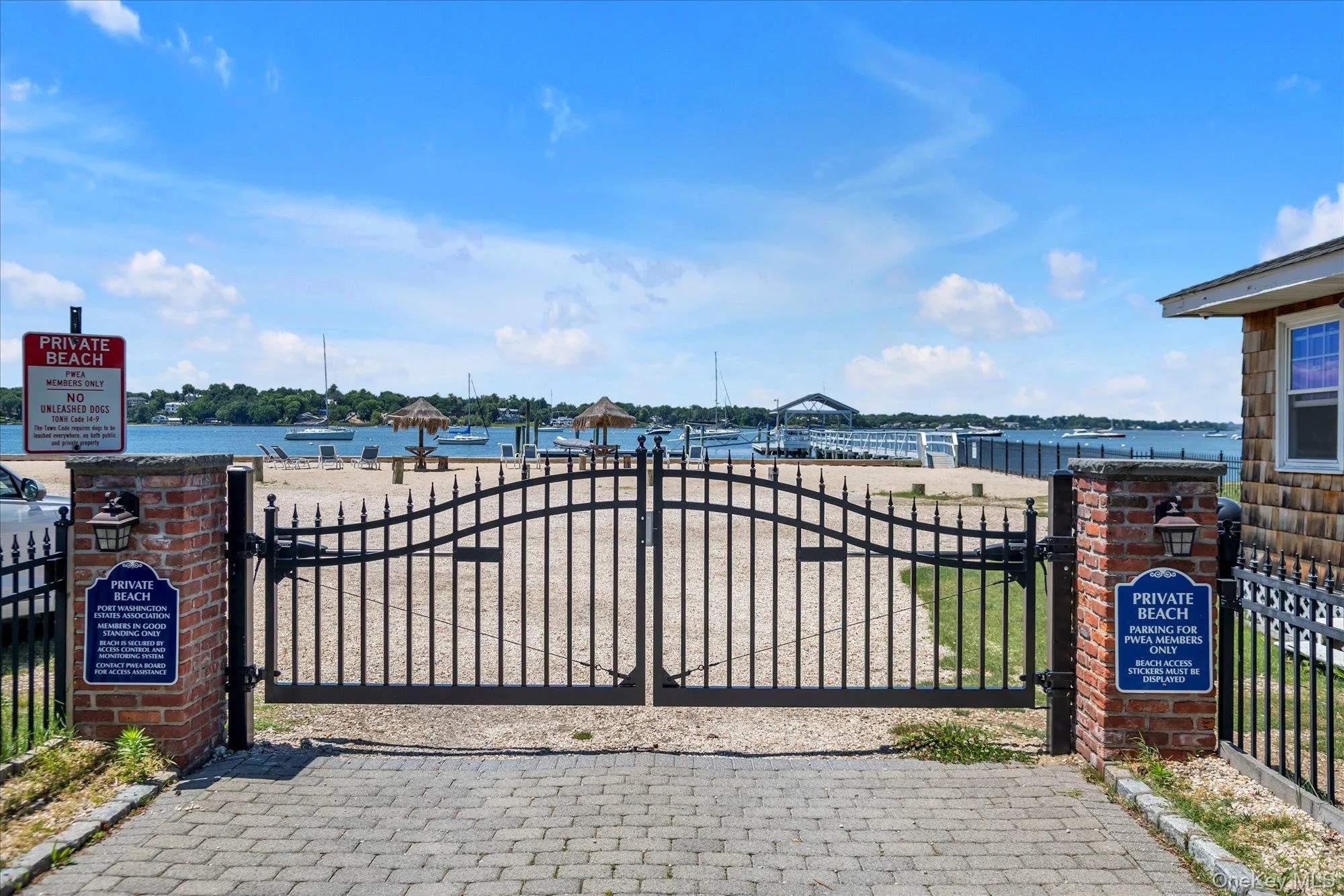 74 Litchfield Road, North Hempstead, NY, 5 Bedrooms Bedrooms, 9 Rooms Rooms,3 BathroomsBathrooms,Residential,For Rent,Litchfield,0,1005857 74 Litchfield Road, North Hempstead, NY, 5 Bedrooms Bedrooms, 9 Rooms Rooms,3 BathroomsBathrooms,Residential,For Rent,Litchfield,0,1005857
