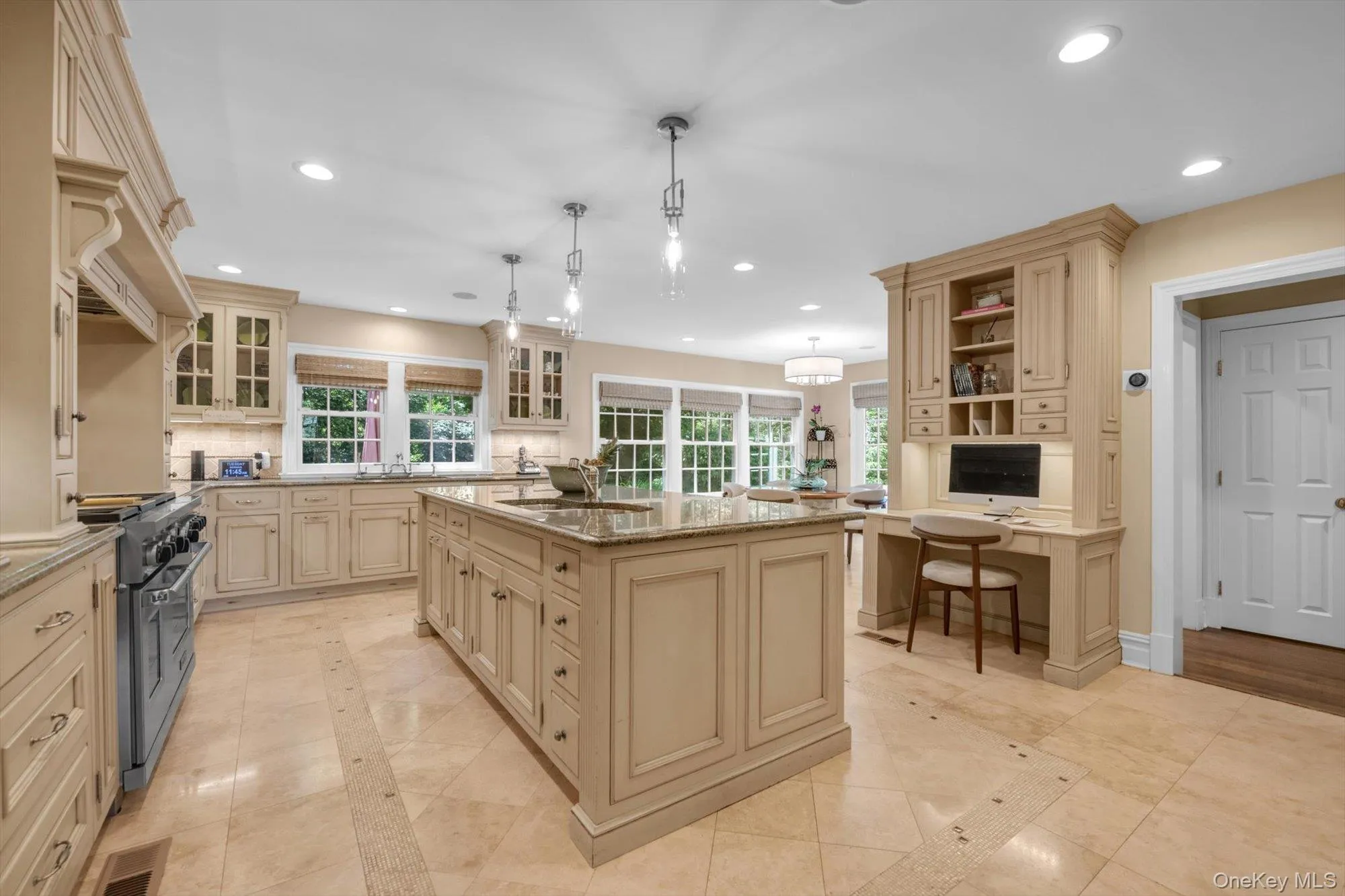 74 Litchfield Road, North Hempstead, NY, 5 Bedrooms Bedrooms, 9 Rooms Rooms,3 BathroomsBathrooms,Residential,For Rent,Litchfield,0,1005857 74 Litchfield Road, North Hempstead, NY, 5 Bedrooms Bedrooms, 9 Rooms Rooms,3 BathroomsBathrooms,Residential,For Rent,Litchfield,0,1005857