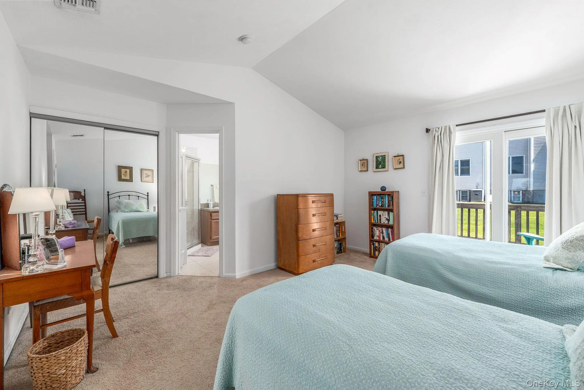 2204 Cedar Path, Riverhead, NY, 2 Bedrooms Bedrooms, 5 Rooms Rooms,2 BathroomsBathrooms,Residential,For Rent,Cedar,0,1005860 2204 Cedar Path, Riverhead, NY, 2 Bedrooms Bedrooms, 5 Rooms Rooms,2 BathroomsBathrooms,Residential,For Rent,Cedar,0,1005860