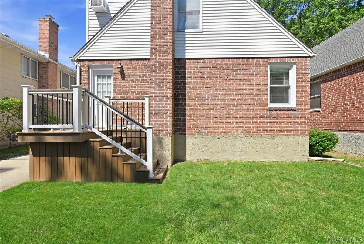 154 Cypress Street, Hempstead, NY, 3 Bedrooms Bedrooms, 7 Rooms Rooms,2 BathroomsBathrooms,Residential,For Rent,Cypress,0,1005866 154 Cypress Street, Hempstead, NY, 3 Bedrooms Bedrooms, 7 Rooms Rooms,2 BathroomsBathrooms,Residential,For Rent,Cypress,0,1005866