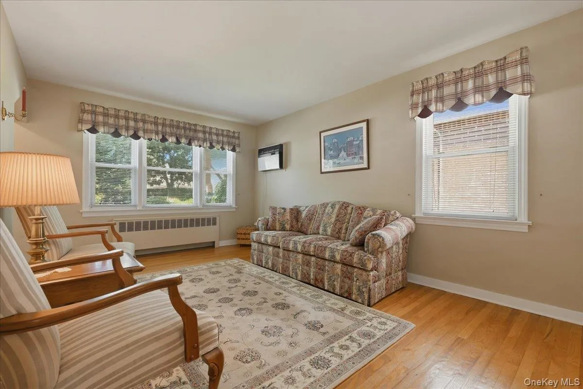 154 Cypress Street, Hempstead, NY, 3 Bedrooms Bedrooms, 7 Rooms Rooms,2 BathroomsBathrooms,Residential,For Rent,Cypress,0,1005866 154 Cypress Street, Hempstead, NY, 3 Bedrooms Bedrooms, 7 Rooms Rooms,2 BathroomsBathrooms,Residential,For Rent,Cypress,0,1005866