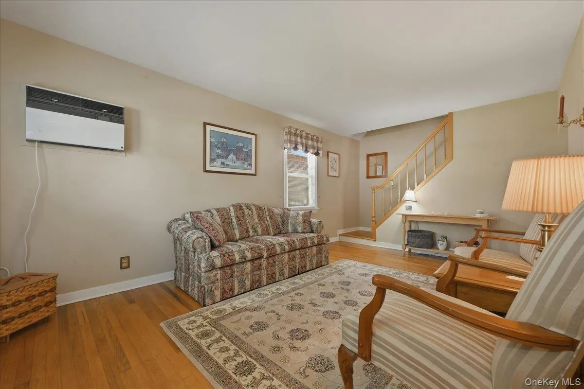 154 Cypress Street, Hempstead, NY, 3 Bedrooms Bedrooms, 7 Rooms Rooms,2 BathroomsBathrooms,Residential,For Rent,Cypress,0,1005866 154 Cypress Street, Hempstead, NY, 3 Bedrooms Bedrooms, 7 Rooms Rooms,2 BathroomsBathrooms,Residential,For Rent,Cypress,0,1005866